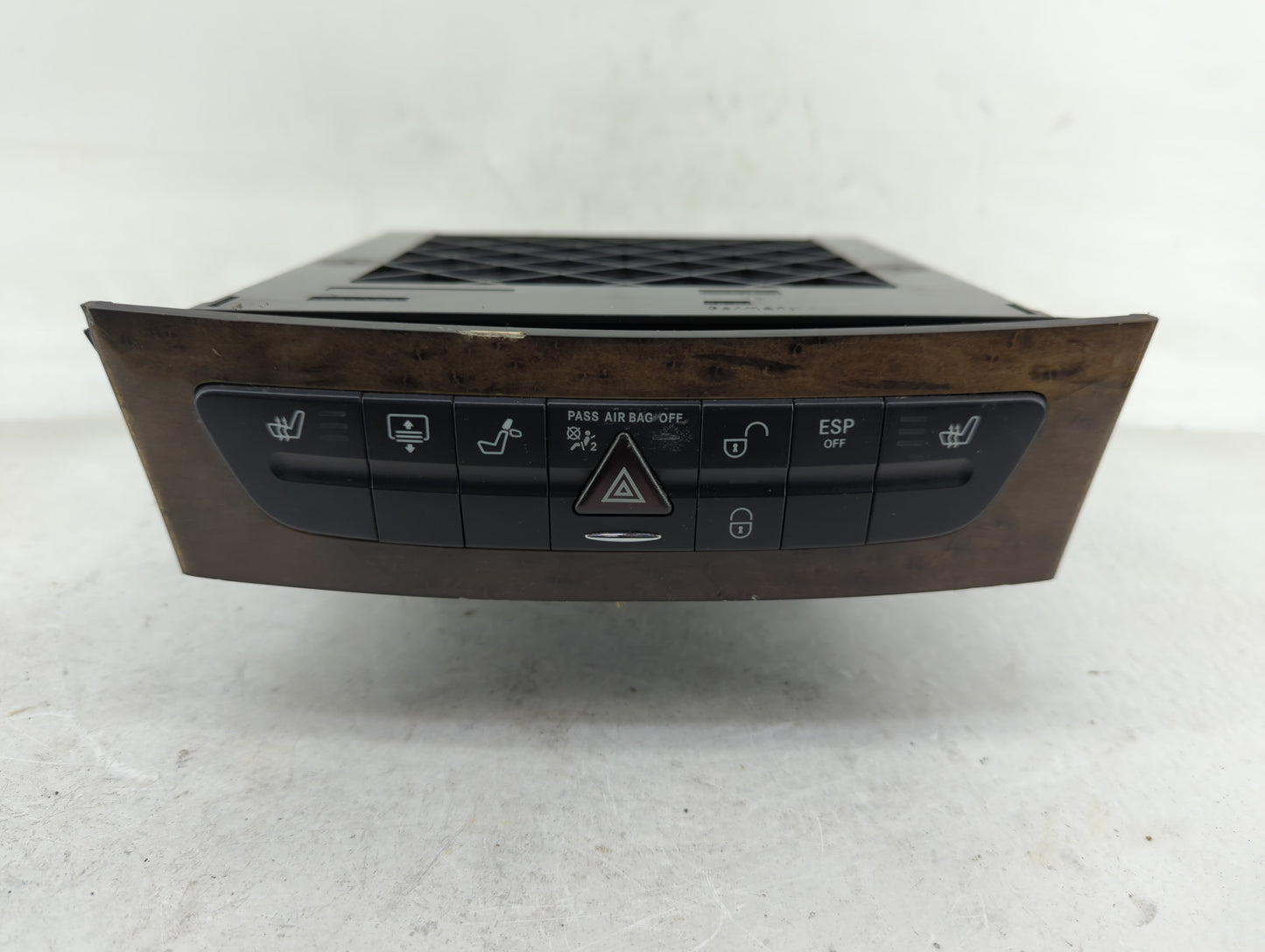 2003-2004 Mercedes-Benz E500 Radio AM FM Cd Player Receiver Replacement P/N:87940 02F30 Fits Fits 2003 2004 2006 2007 OEM Us