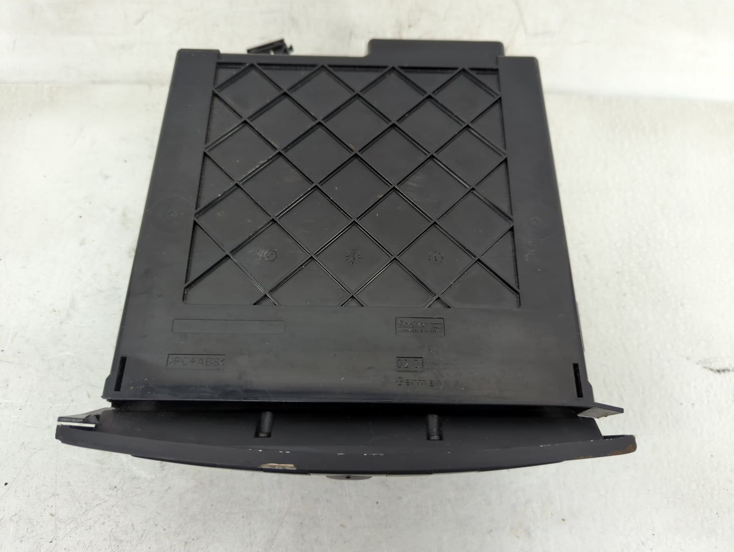 2003-2004 Mercedes-Benz E500 Radio AM FM Cd Player Receiver Replacement P/N:87940 02F30 Fits Fits 2003 2004 2006 2007 OEM Us
