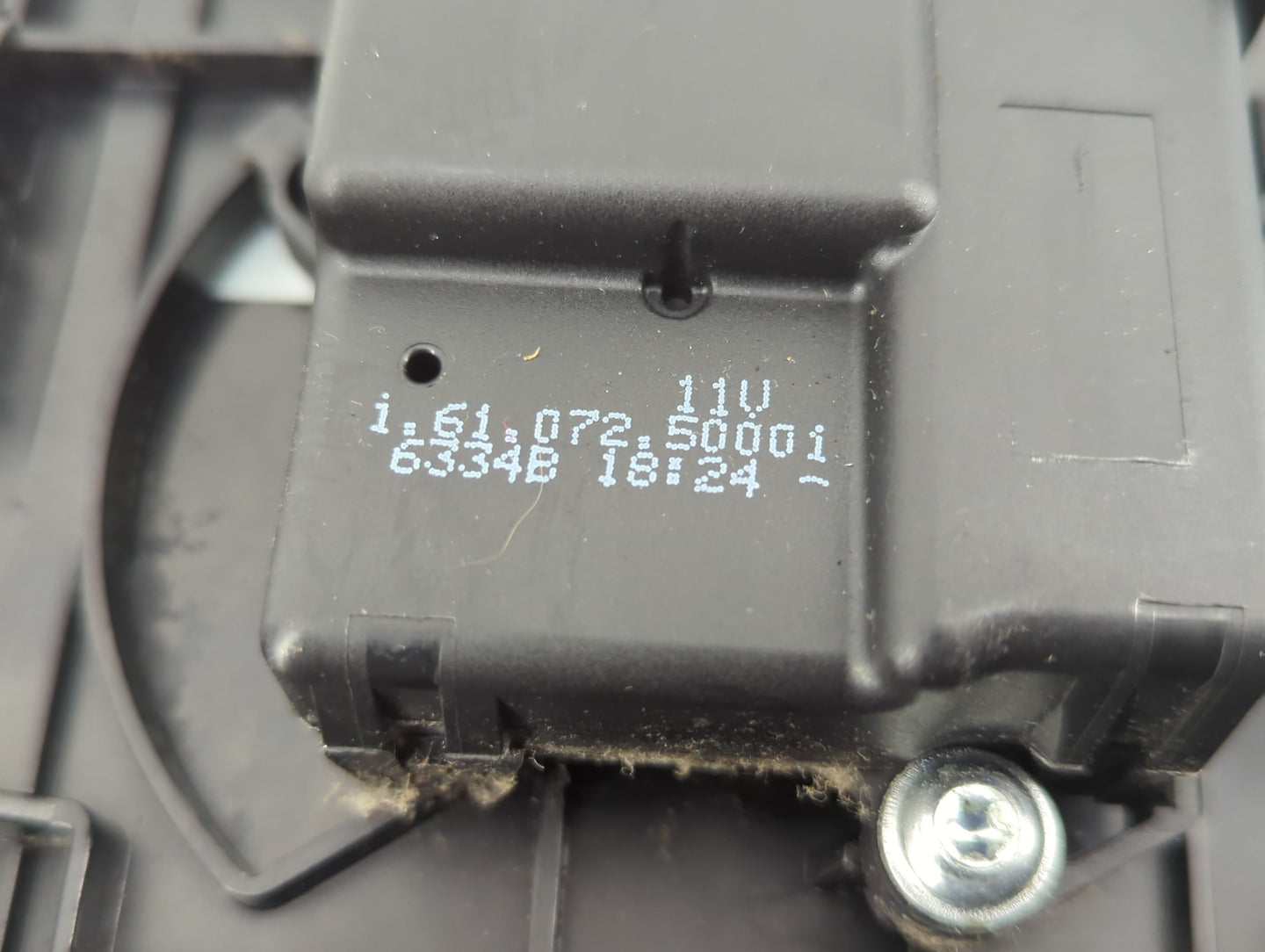 2003-2004 Mercedes-Benz E500 Radio AM FM Cd Player Receiver Replacement P/N:87940 02F30 Fits Fits 2003 2004 2006 2007 OEM Us