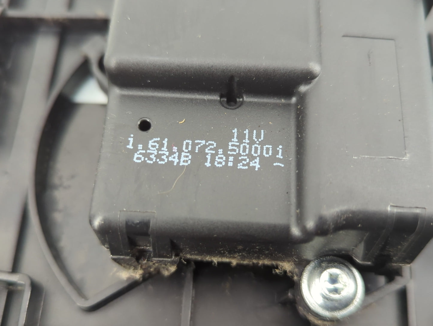 2003-2004 Mercedes-Benz E500 Radio AM FM Cd Player Receiver Replacement P/N:87940 02F30 Fits Fits 2003 2004 2006 2007 OEM Us