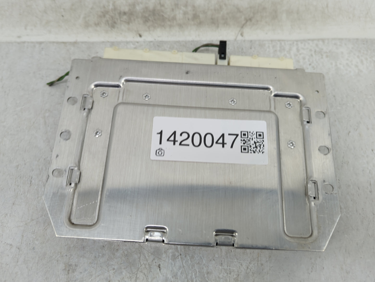 2003 Mercedes-Benz E500 PCM Engine Control Computer ECU ECM PCU OEM P/N:0355458232 Fits Fits 2001 2002 2004 2005 OEM Used Au