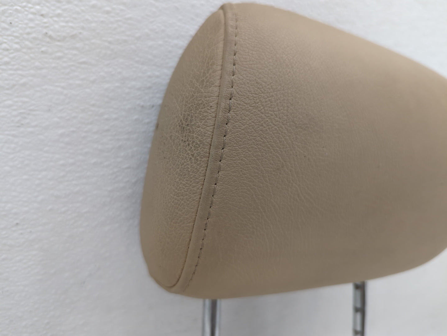 2000 Mercedes-benz Ml320 Headrest Head Rest Front Driver Passenger Seat - Oemusedautoparts1.com