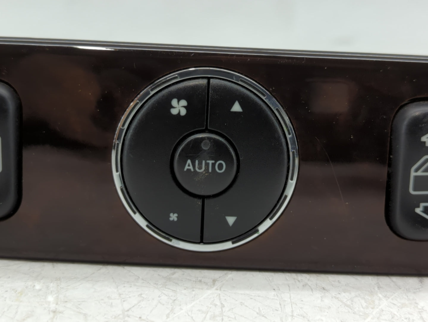 2003-2005 Mercedes-Benz Ml350 Climate Control Module Temperature AC/Heater Replacement P/N:A 163 820 04 26 Fits OEM Used Aut