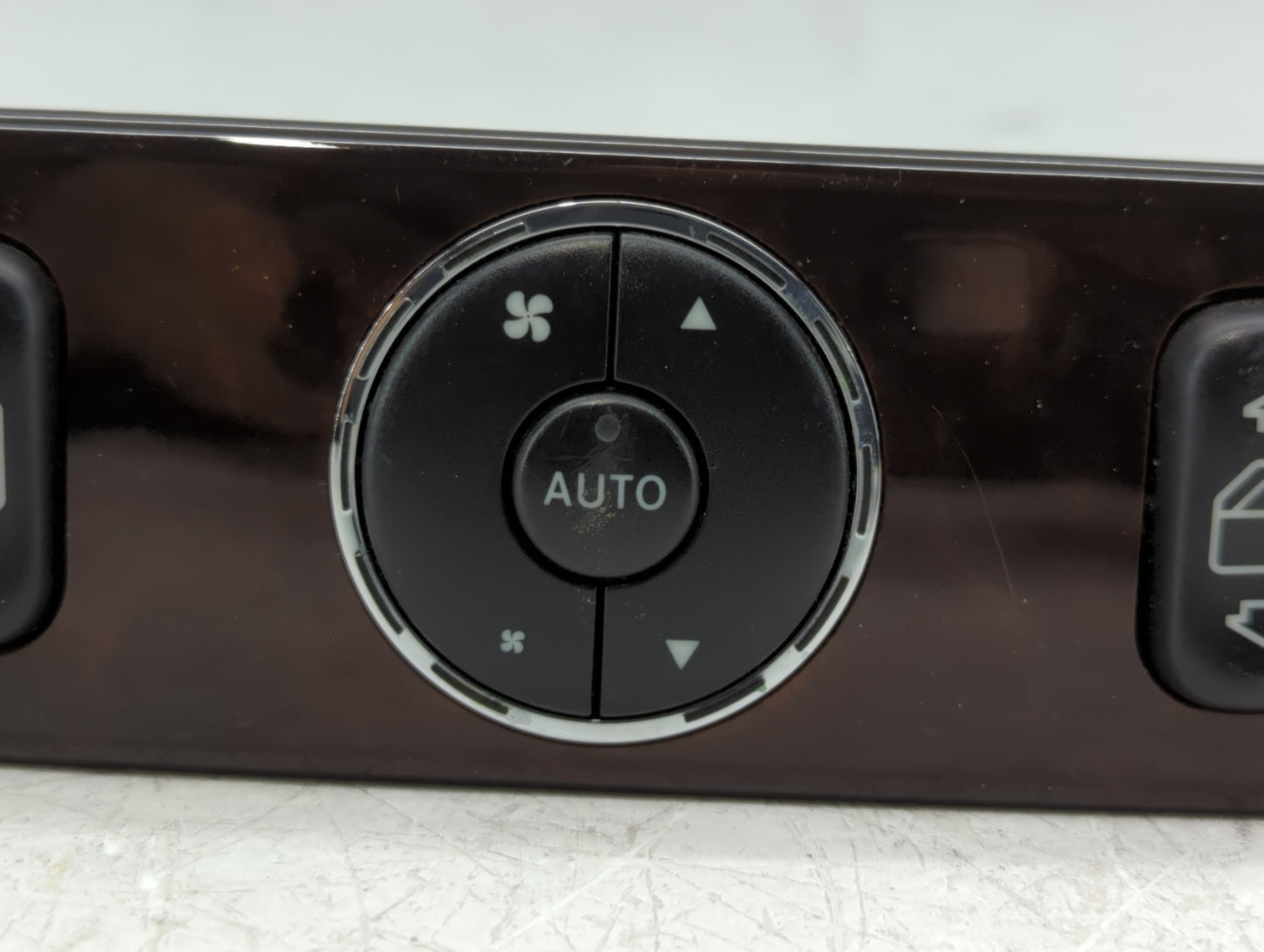 2003-2005 Mercedes-Benz Ml350 Climate Control Module Temperature AC/Heater Replacement P/N:A 163 820 04 26 Fits OEM Used Aut