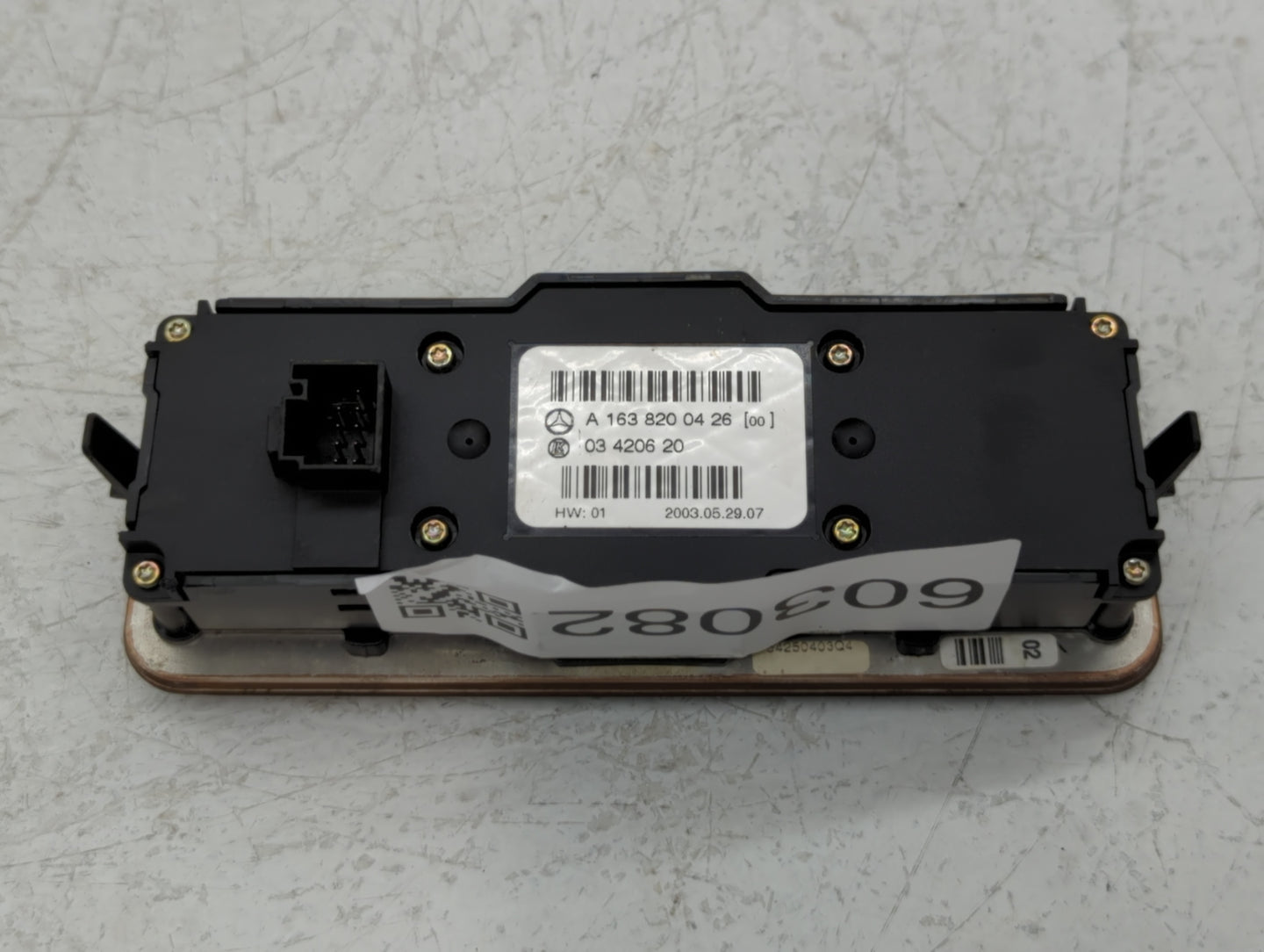 2003-2005 Mercedes-Benz Ml350 Climate Control Module Temperature AC/Heater Replacement P/N:A 163 820 04 26 Fits OEM Used Aut