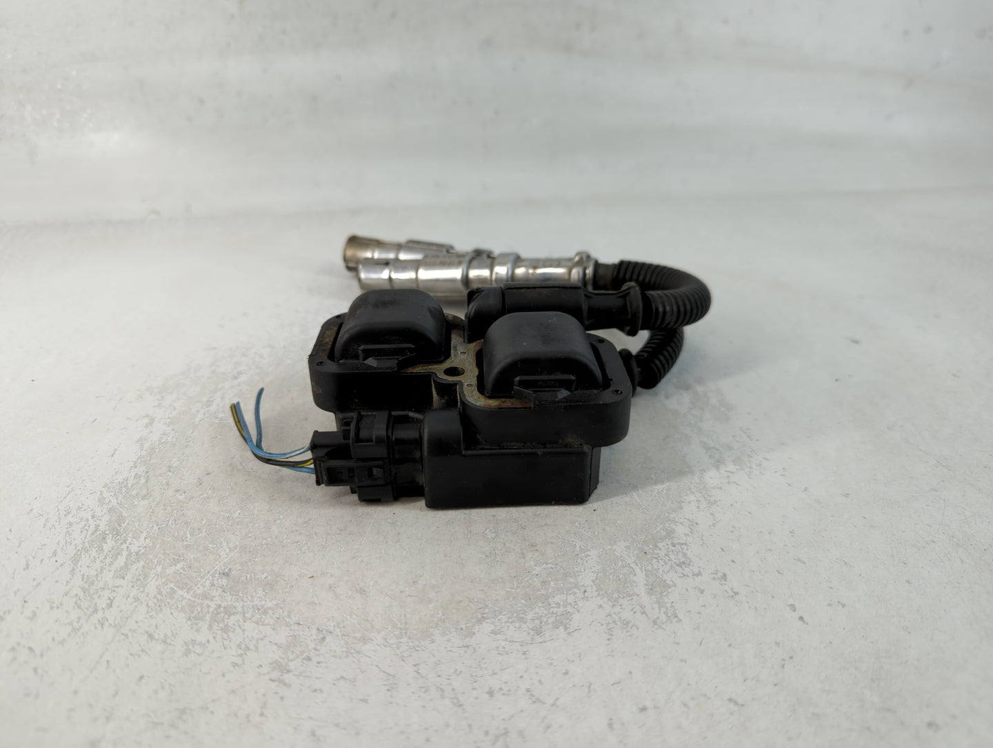 2003-2005 Mercedes-benz Ml350 Ignition Coil Igniter Pack - Oemusedautoparts1.com