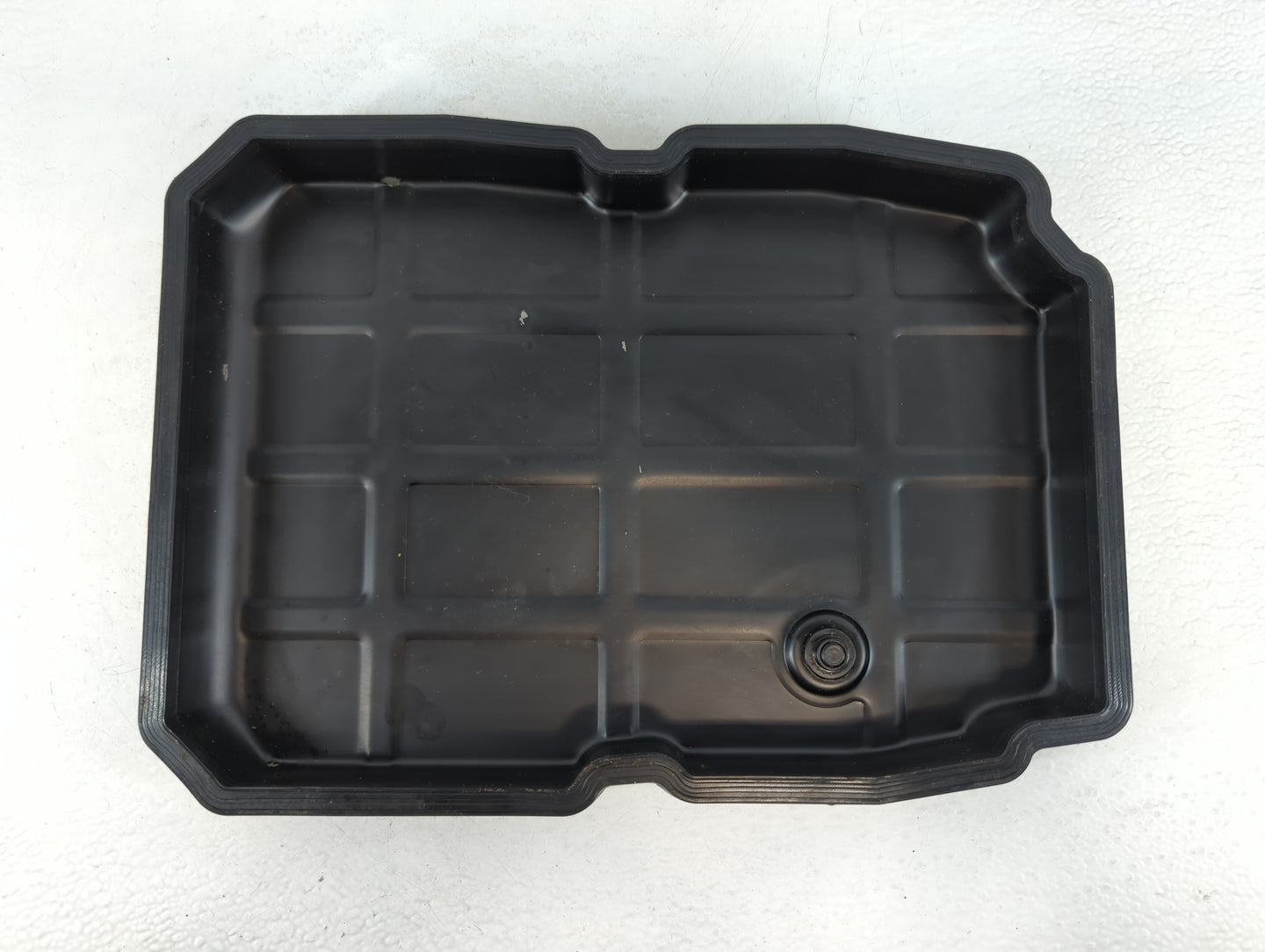 2003-2005 Mercedes-Benz Ml350 Engine Oil Pan Fits Fits 1998 1999 2000 2001 2002 2003 2004 2005 2006 OEM Used Auto Parts - Oe