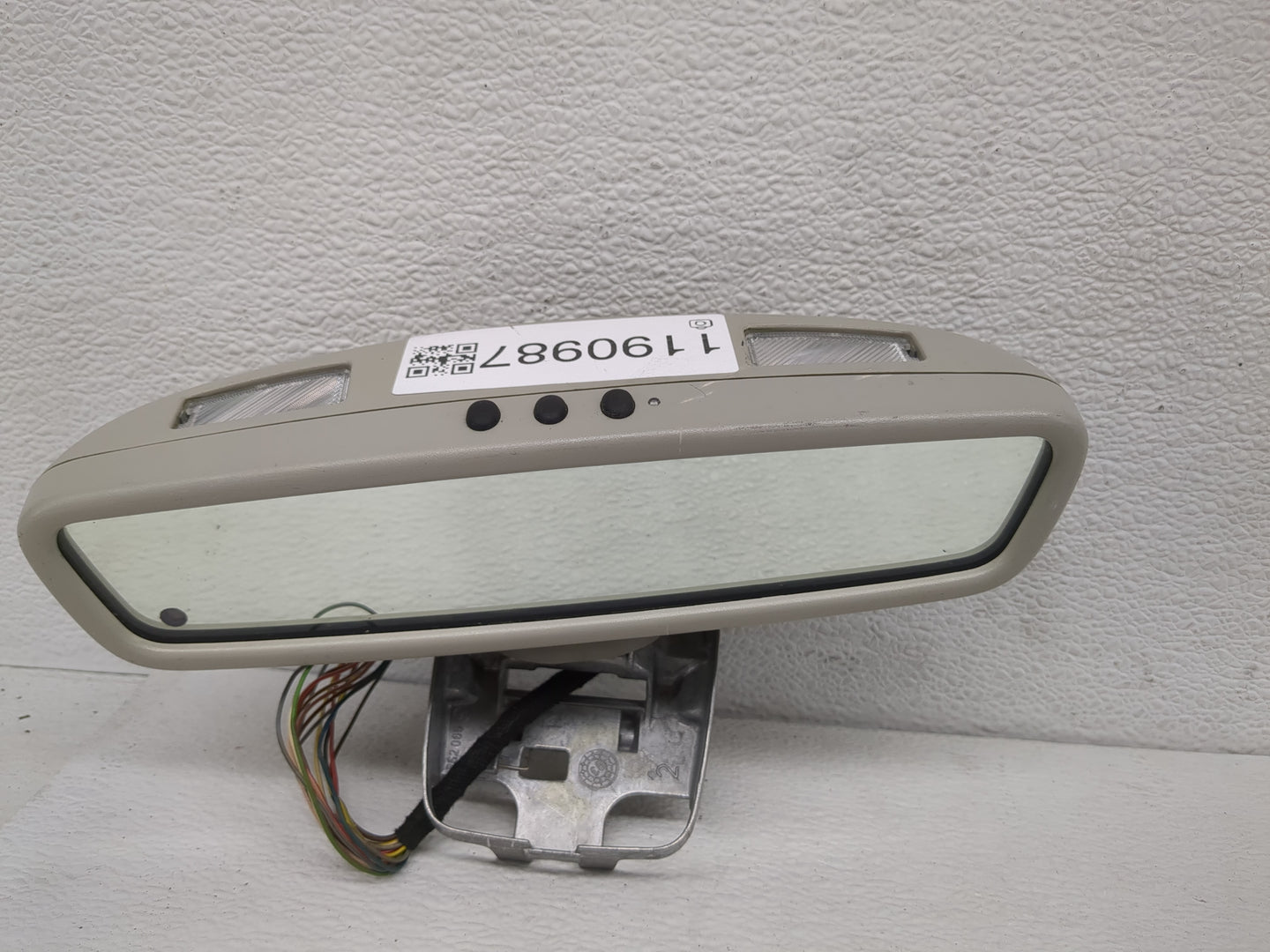 2003 Mercedes-Benz S430 Interior Rear View Mirror Replacement OEM P/N:E1010535 Fits OEM Used Auto Parts - Oemusedautoparts1.