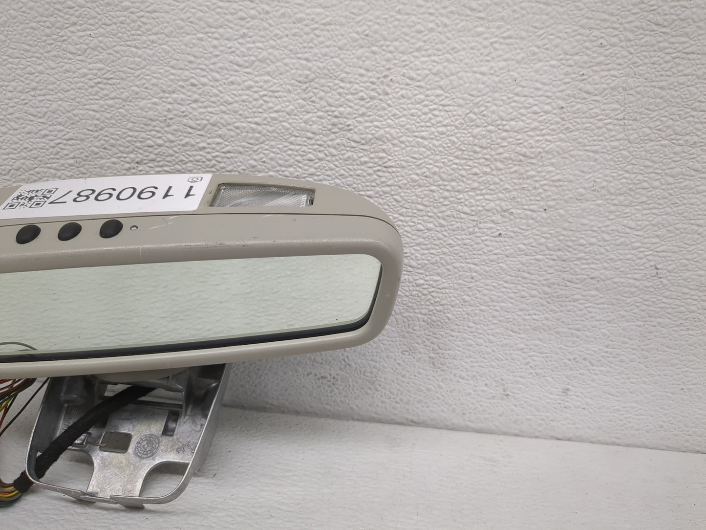 2003 Mercedes-Benz S430 Interior Rear View Mirror Replacement OEM P/N:E1010535 Fits OEM Used Auto Parts - Oemusedautoparts1.