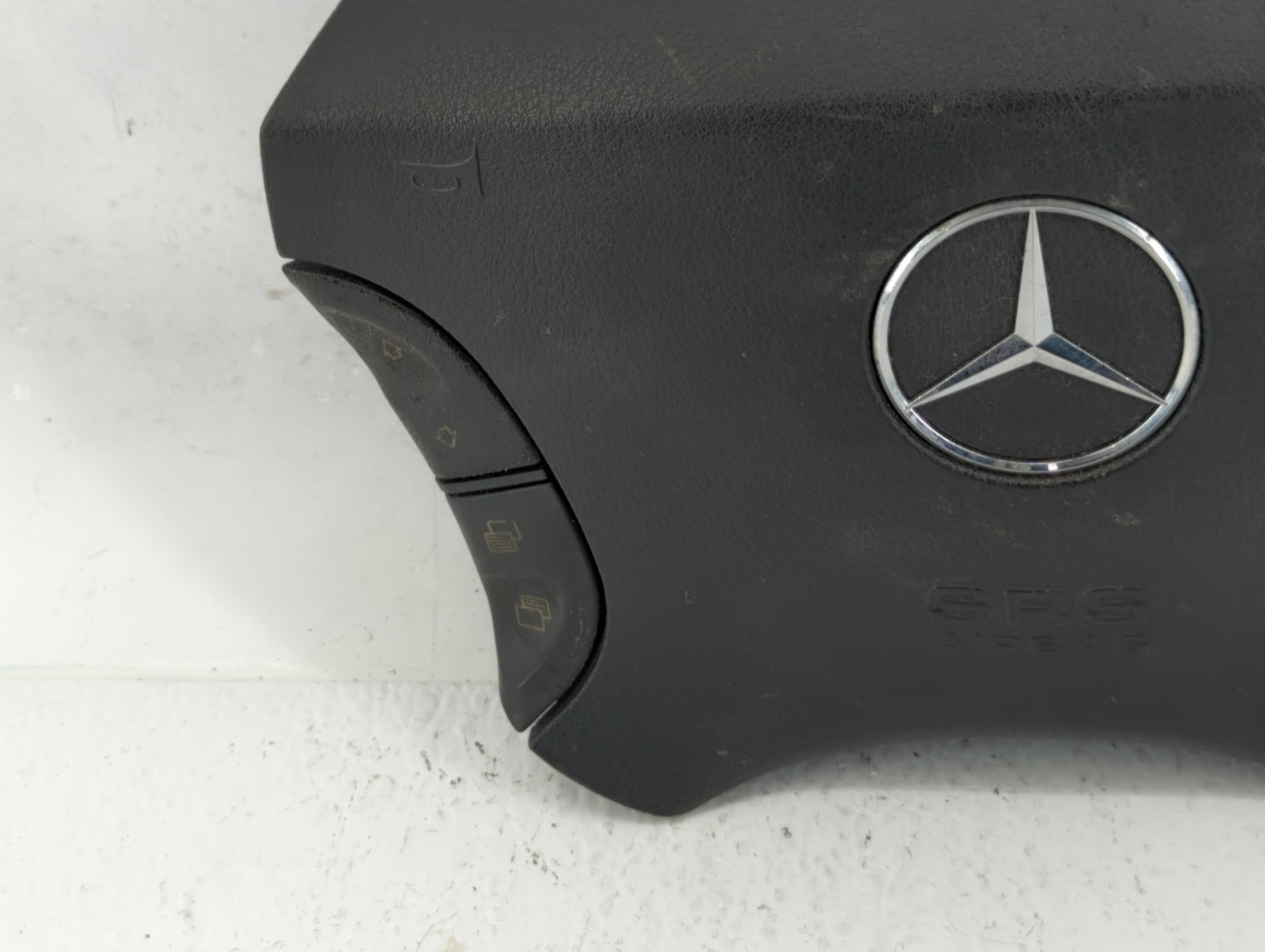 2004-2006 Mercedes-Benz S500 Air Bag Driver Left Steering Wheel Mounted Fits Fits 2003 2004 2005 2006 OEM Used Auto Parts - 