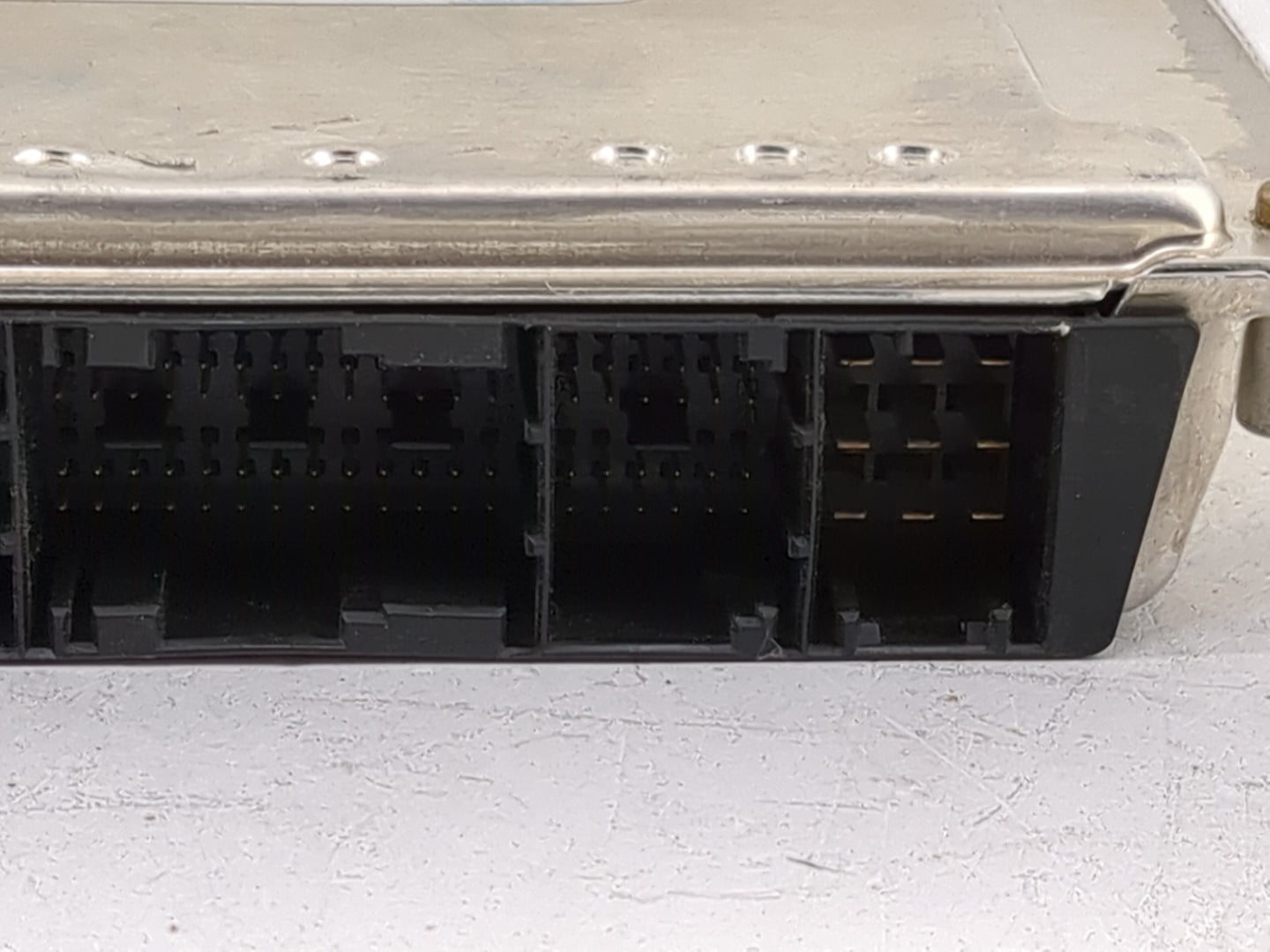 2003 Mercedes C-Class PCM Engine Control Computer ECU ECM PCU OEM P/N:A1121533779 0261208065 Fits Fits 2004 2005 2006 OEM Us