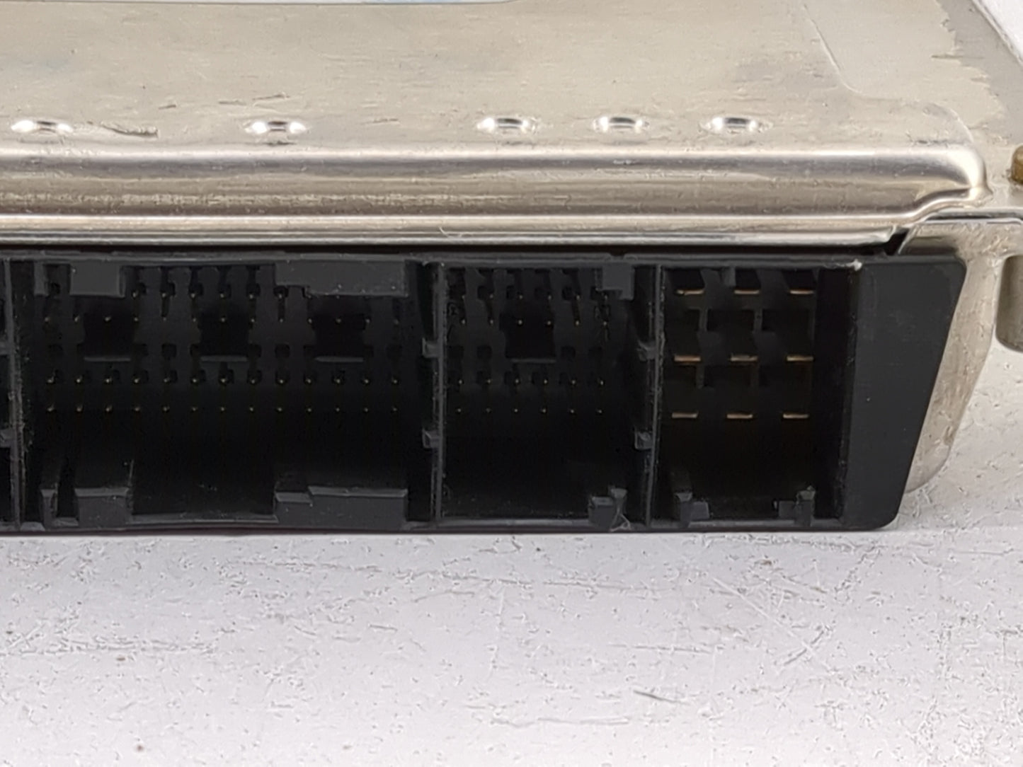 2003 Mercedes C-Class PCM Engine Control Computer ECU ECM PCU OEM P/N:A1121533779 0261208065 Fits Fits 2004 2005 2006 OEM Us