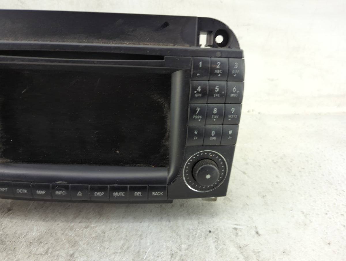 2003 Mercedes S500 Radio AM FM Cd Player Receiver Replacement P/N:BO004133270141 Fits Fits 2004 2005 2006 OEM Used Auto Part