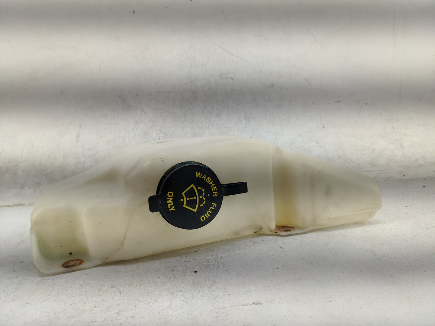 2003 Grand Marquis Radiator Coolant Overflow Expansion Tank Bottle - Oemusedautoparts1.com