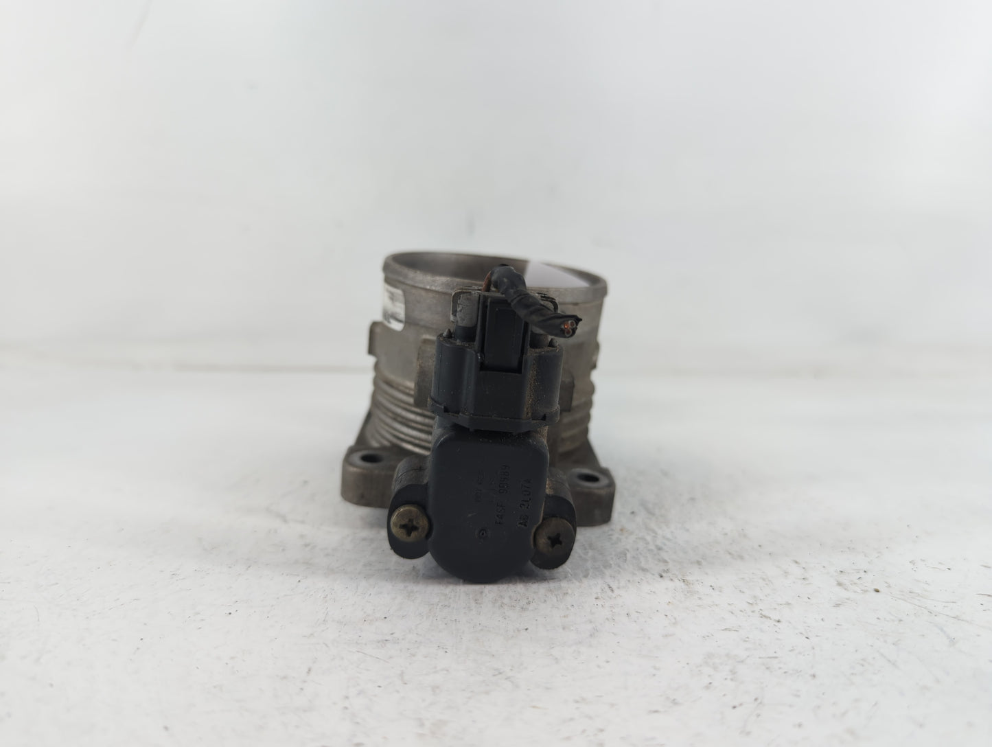 1998-2004 Mercury Grand Marquis Throttle Body P/N:A8 2L07A F4SF 9B989 Fits Fits 1998 1999 2000 2001 2002 2003 2004 OEM Used 