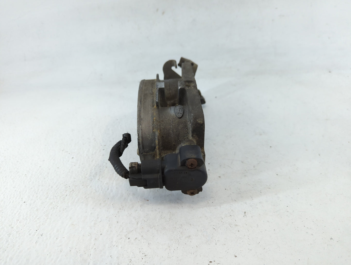 2003-2004 Mercury Marauder Throttle Body Fits Fits 2003 2004 OEM Used Auto Parts - Oemusedautoparts1.com