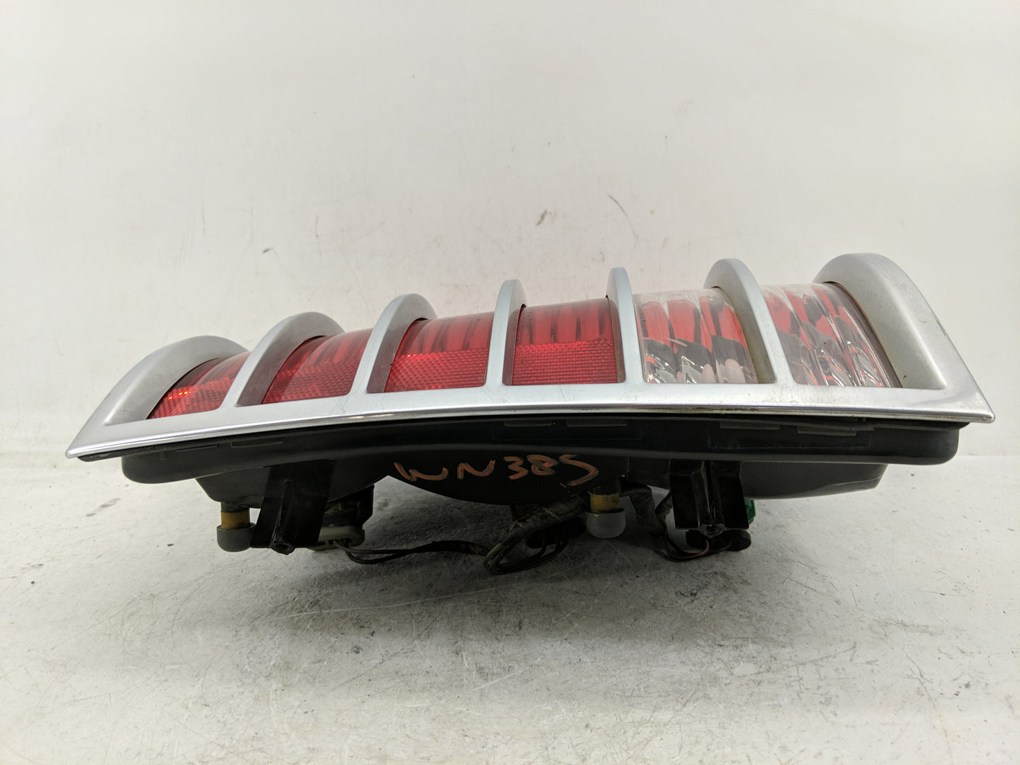 2002-2005 Mercury Mountaineer Tail Light Assembly Passenger Right OEM Fits Fits 2002 2003 2004 2005 OEM Used Auto Parts - Oe