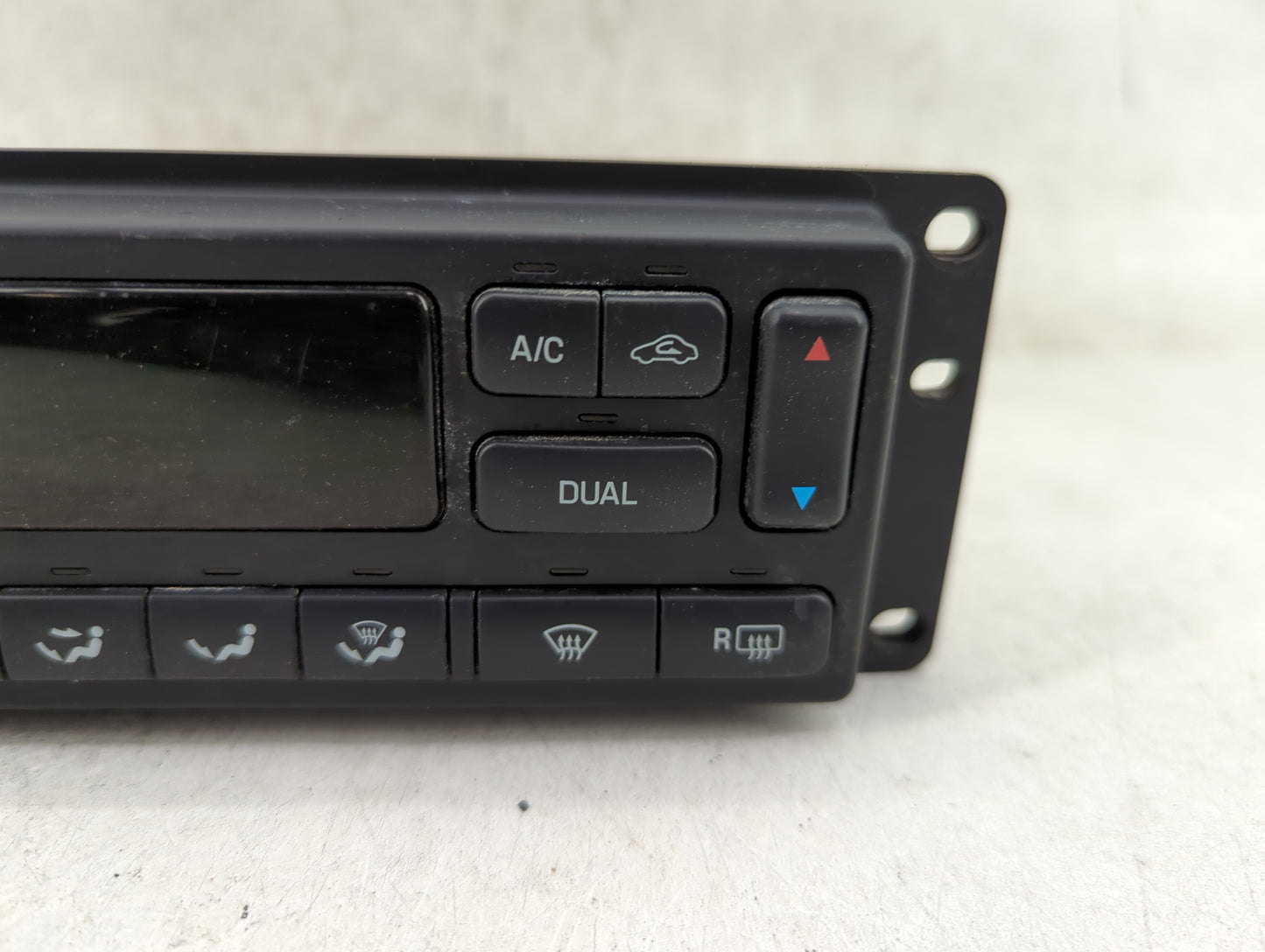 2002-2003 Mercury Mountaineer Climate Control Module Temperature AC/Heater Replacement P/N:2L24-18C612-AA Fits Fits 2002 200