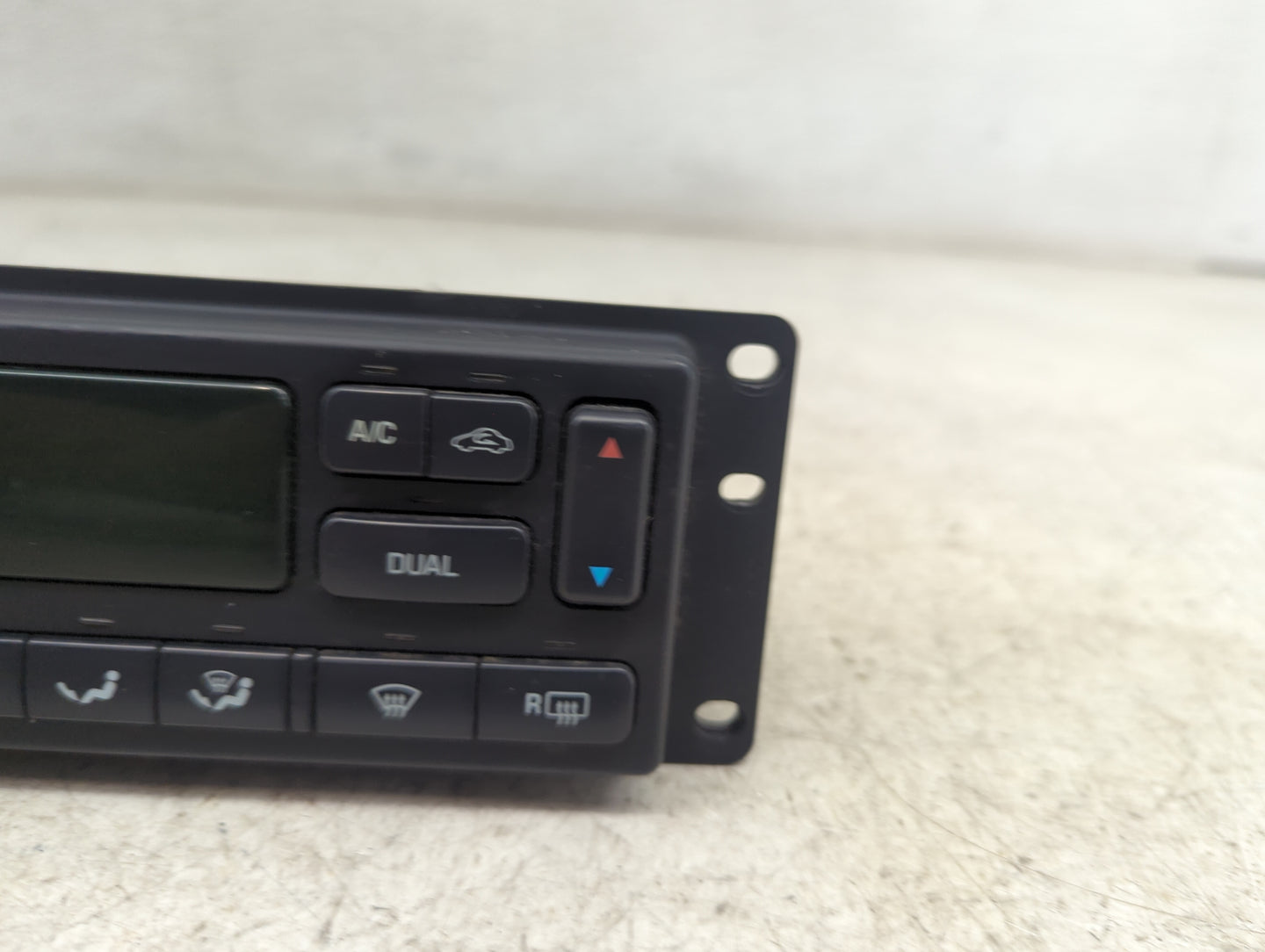 2002-2003 Mercury Mountaineer Climate Control Module Temperature AC/Heater Replacement Fits Fits 2002 2003 OEM Used Auto Par