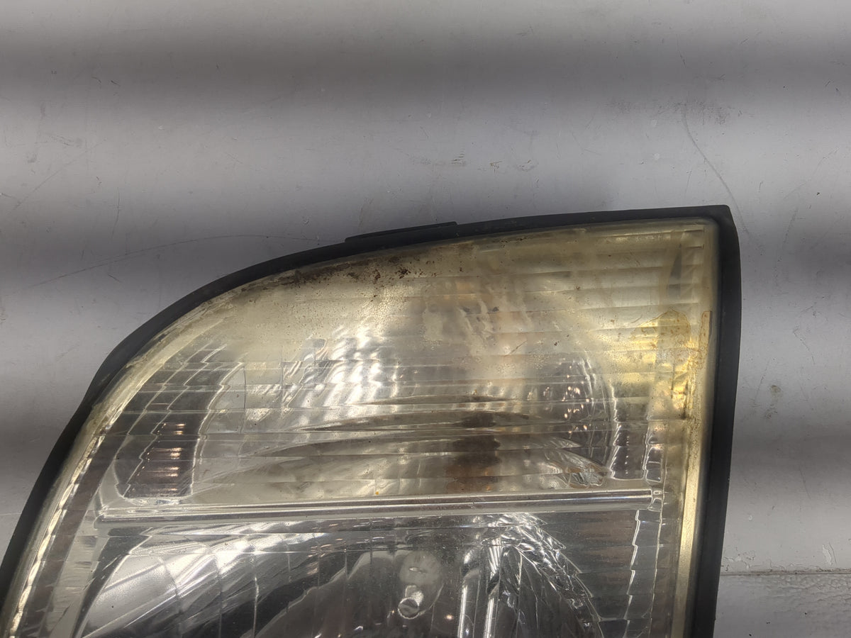 2002-2005 Mercury Mountaineer Driver Left Oem Head Light Headlight Lamp 1518761 - Oemusedautoparts1.com