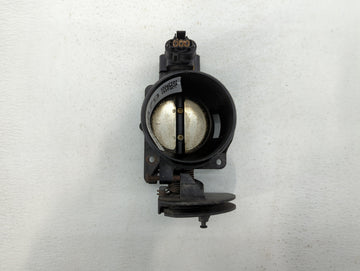 2002-2003 Mercury Mountaineer Throttle Body P/N:1L2U-DB Fits Fits 2002 2003 OEM Used Auto Parts - Oemusedautoparts1.com