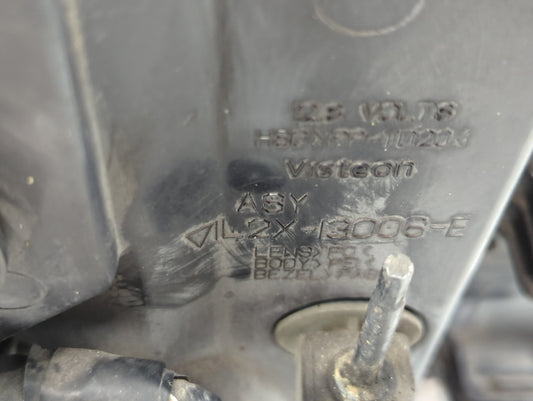 2002-2005 Mercury Mountaineer Driver Left Oem Head Light Headlight Lamp - Oemusedautoparts1.com