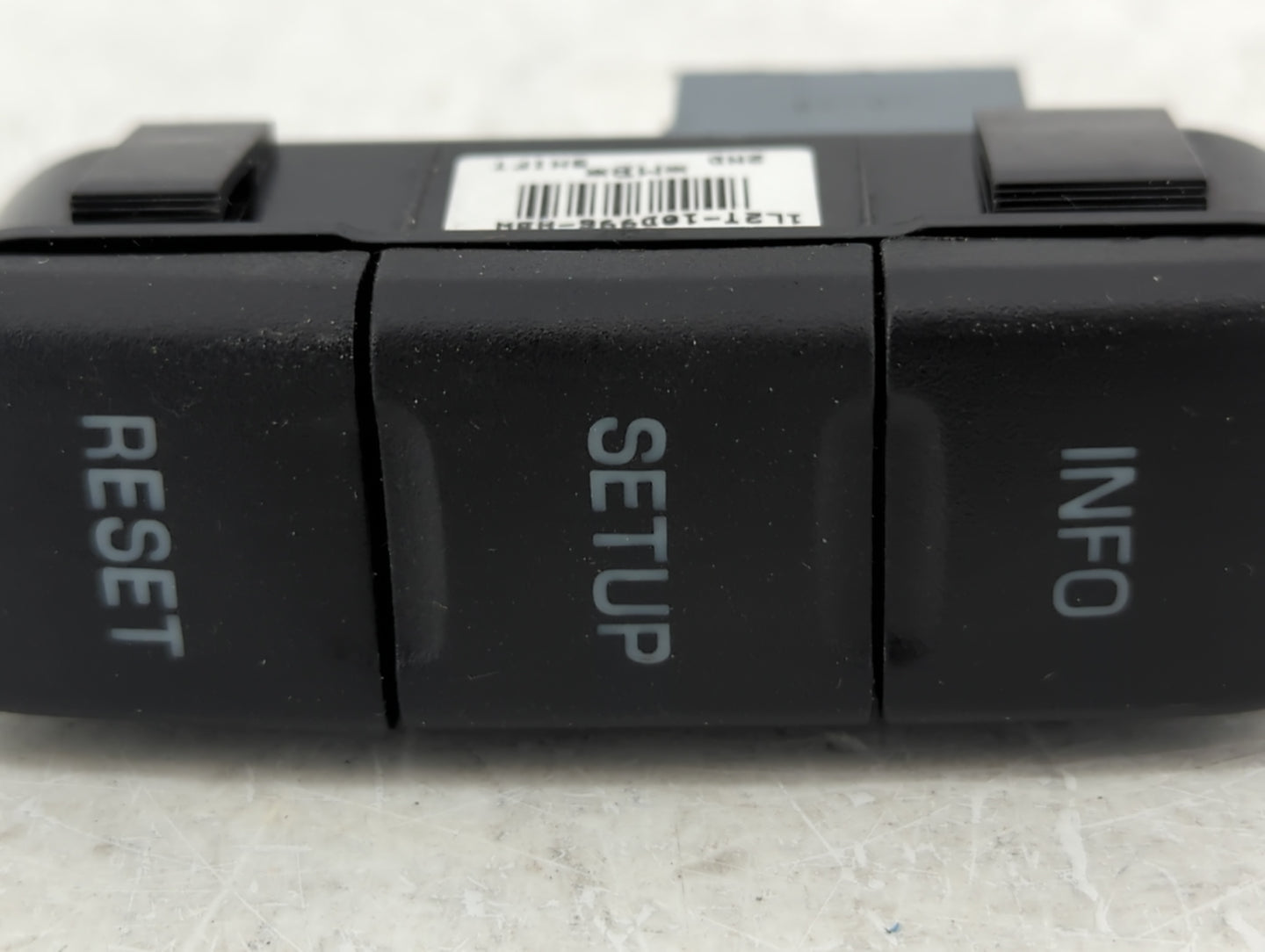 2019 Chevrolet Equinox OnStar Interface Communication Control Module OEM - Oemusedautoparts1.com