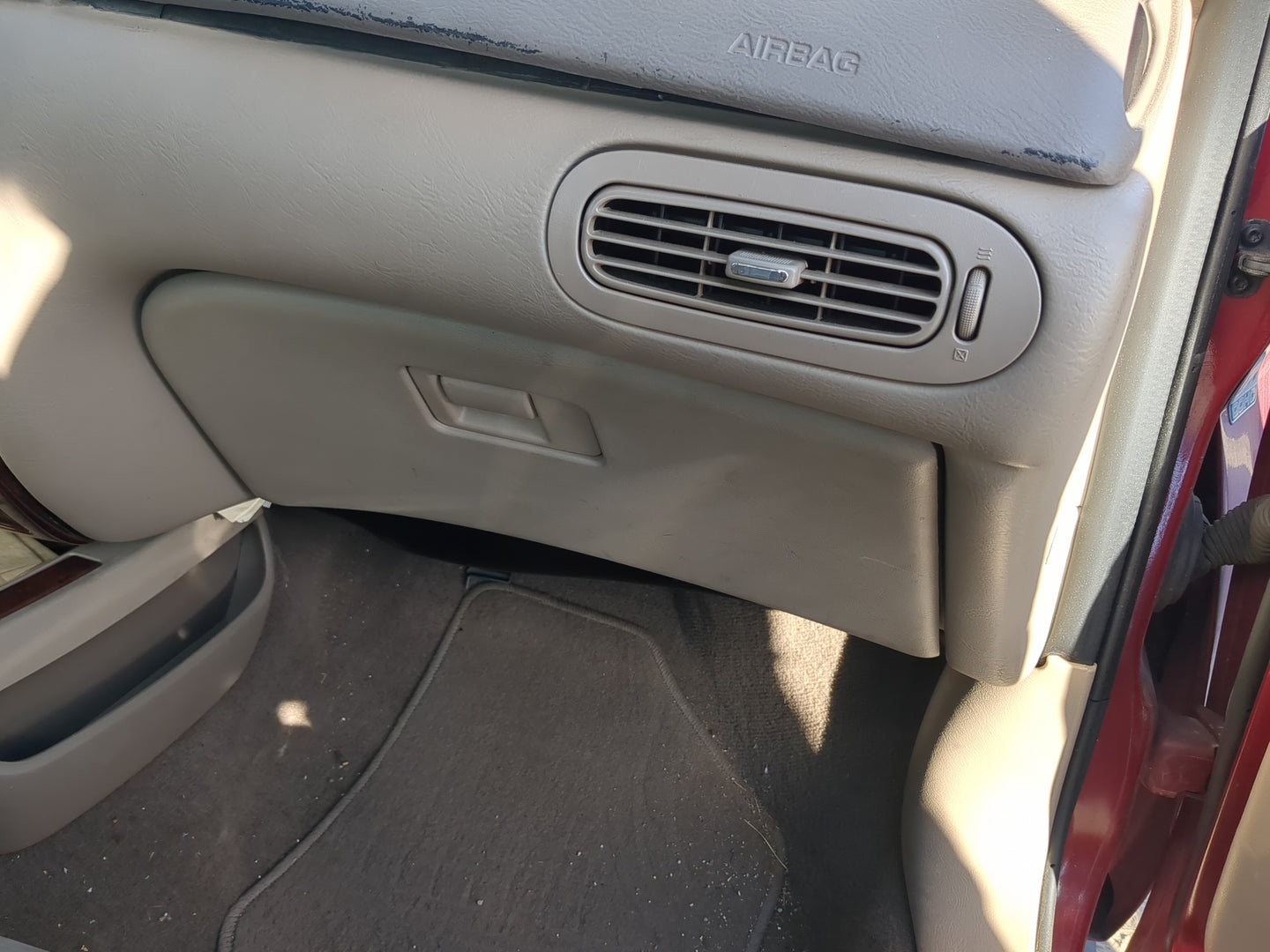 2003 Mercury Sable Passenger Glove Box Door Storage Compartment 1194243 - Oemusedautoparts1.com