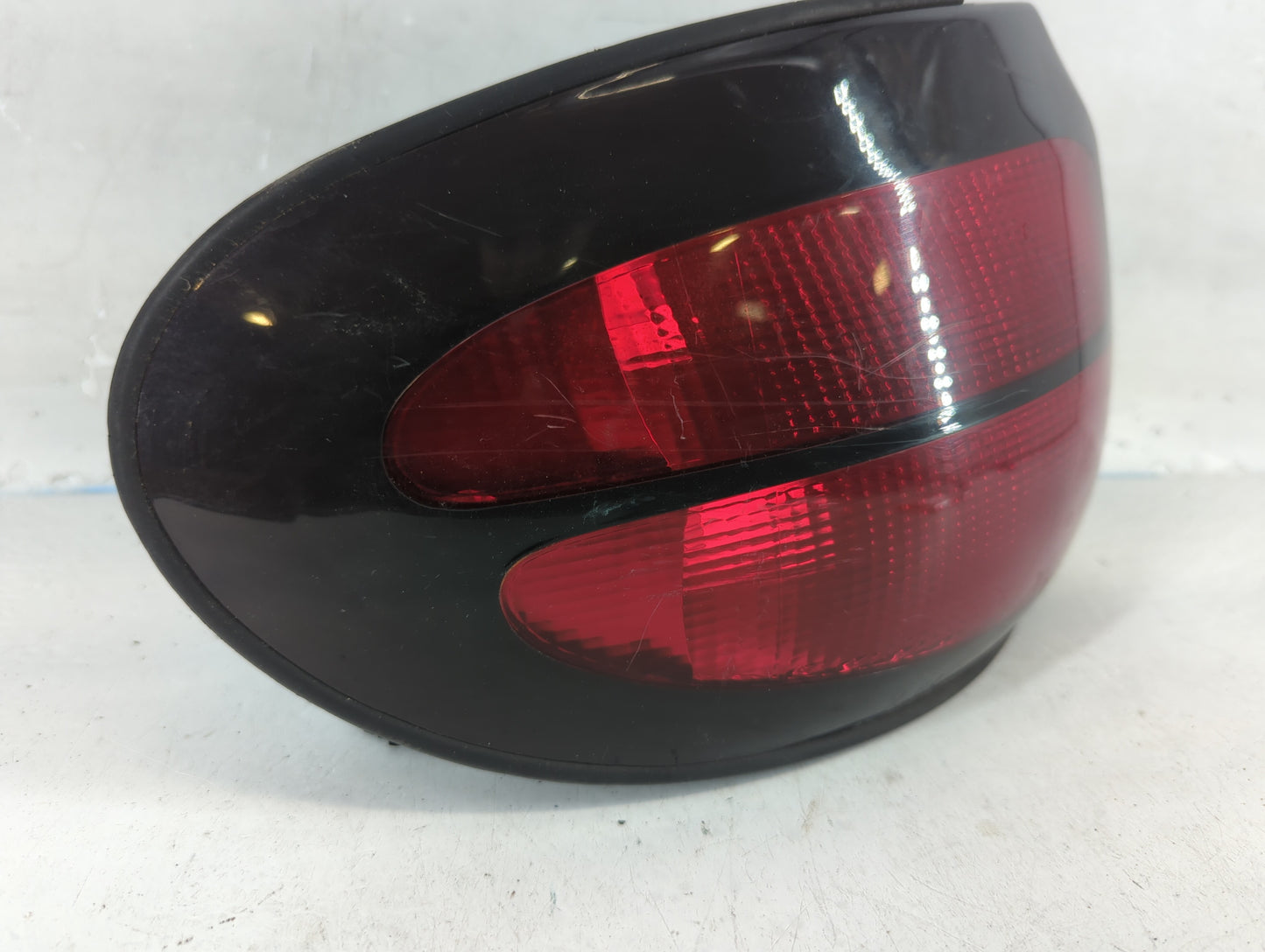 2003 Mercury Sable Tail Light Assembly Driver Left OEM Fits OEM Used Auto Parts - Oemusedautoparts1.com
