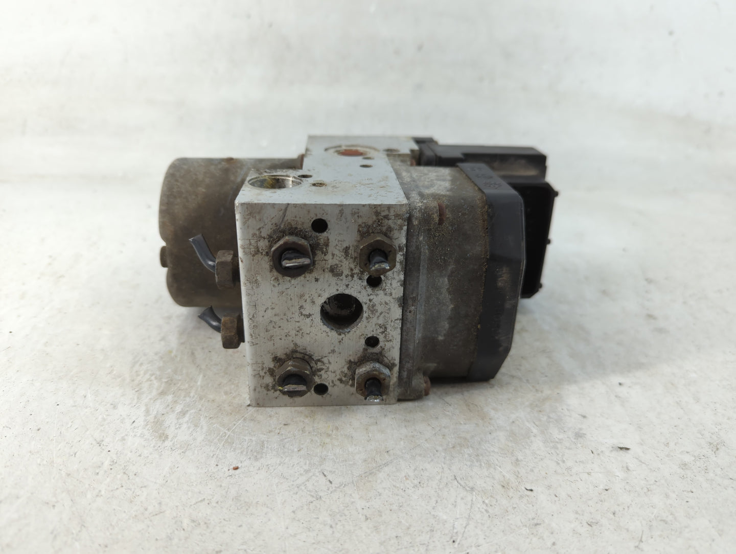 2000-2003 Mercury Sable ABS Pump Control Module Replacement Fits Fits 2000 2001 2002 2003 OEM Used Auto Parts - Oemusedautop