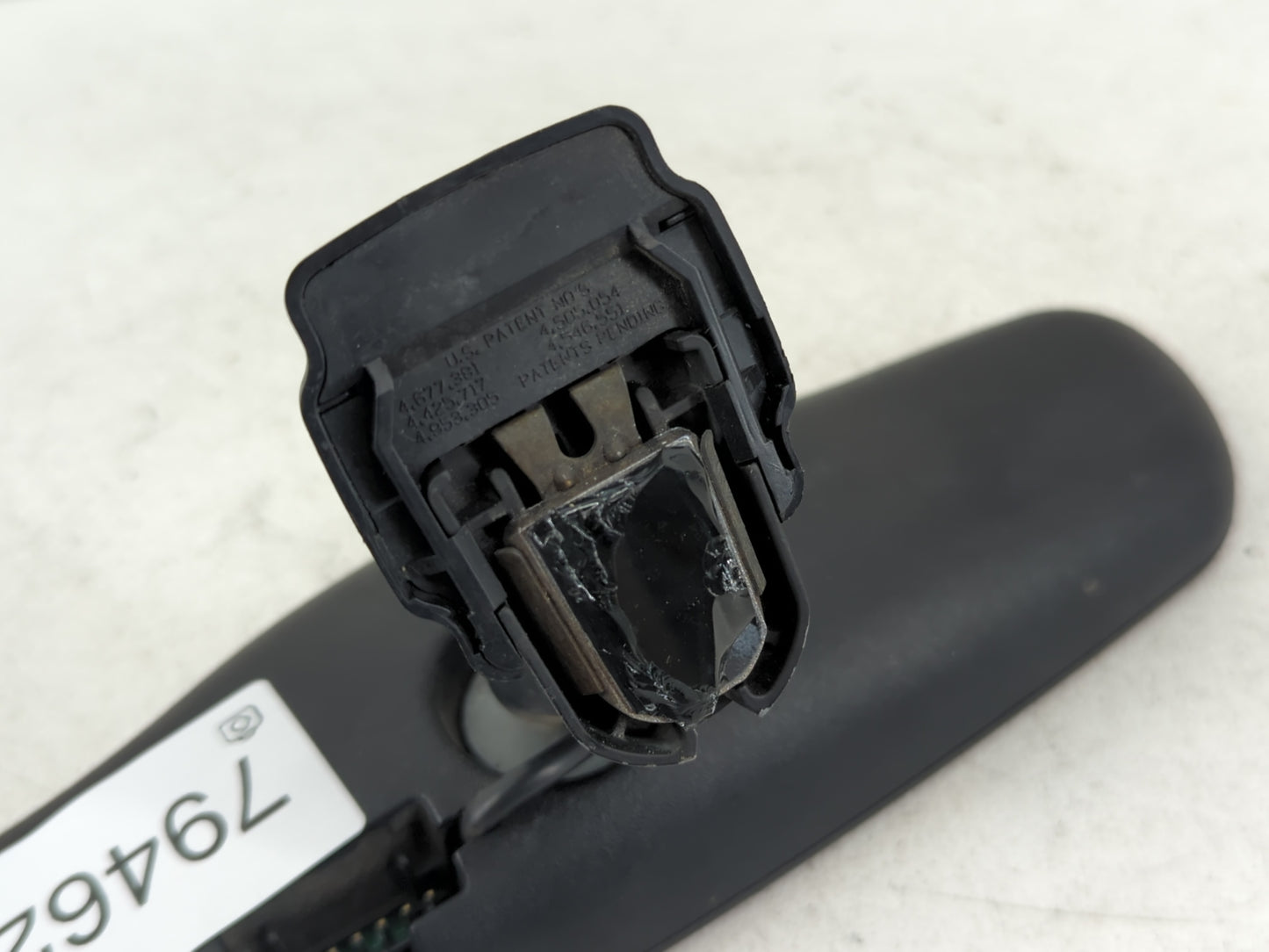 2003 Mercury Sable Interior Rear View Mirror Replacement OEM P/N:E13010103 Fits OEM Used Auto Parts - Oemusedautoparts1.com