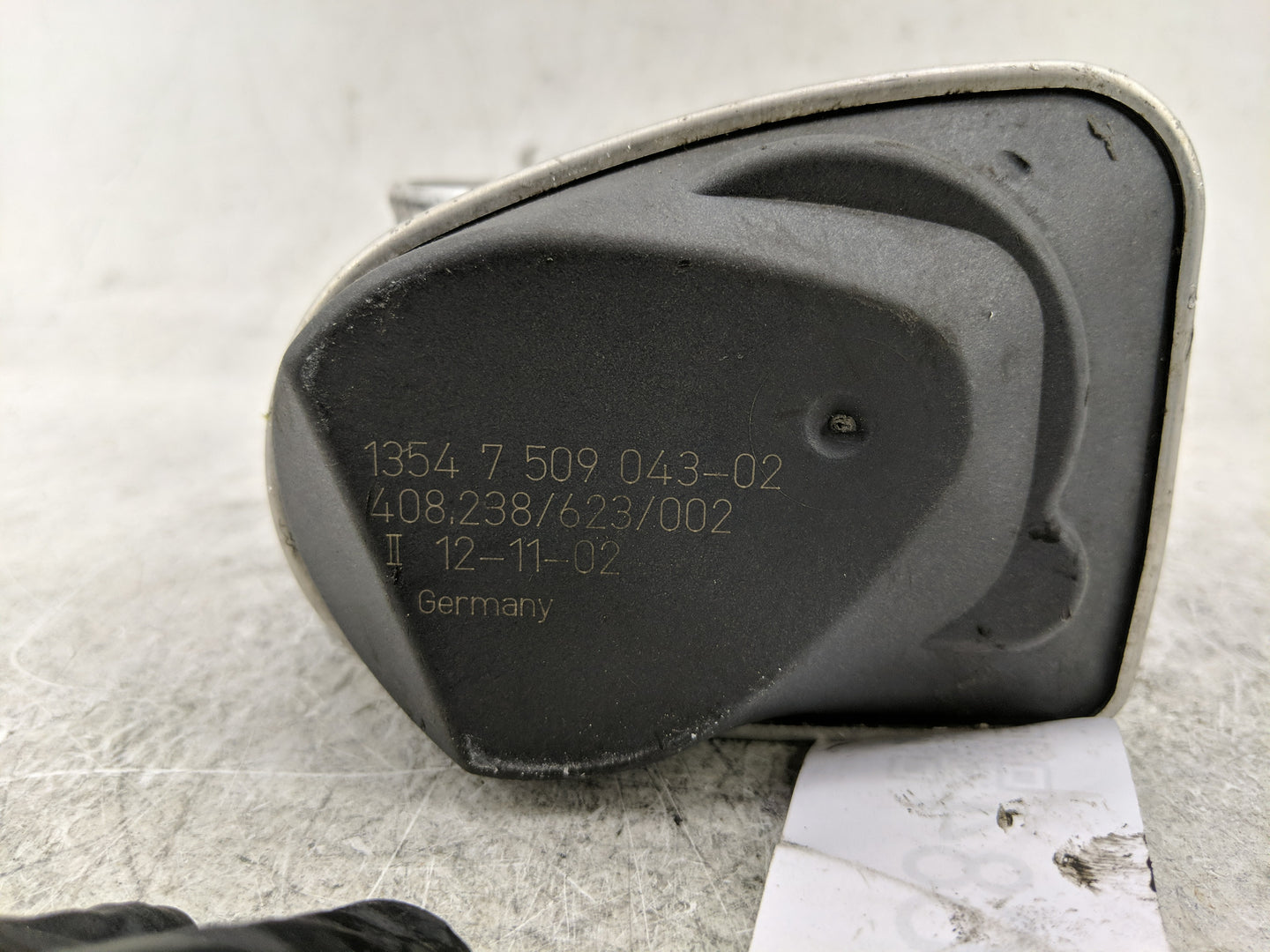 2003 Mini Cooper Throttle Body P/N:1354 7 509 043 Fits OEM Used Auto Parts - Oemusedautoparts1.com