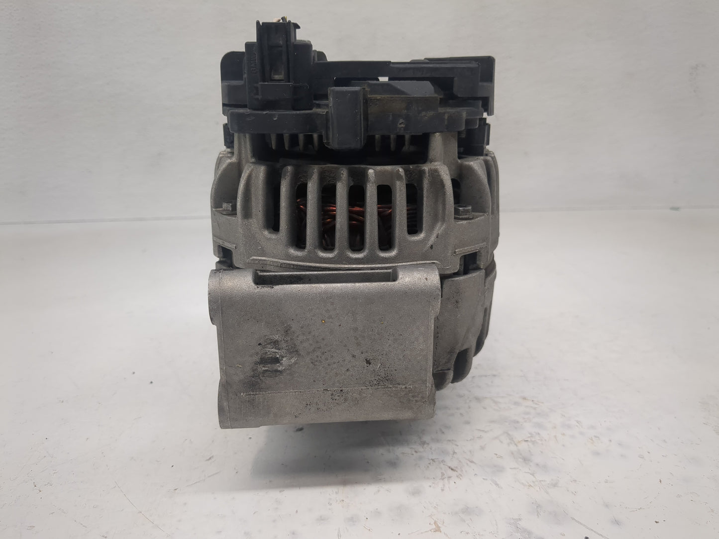2003 Mini Cooper Alternator Replacement Generator Charging Assembly Engine OEM P/N:0 124 325 158 7559223-01 Fits OEM Used Au