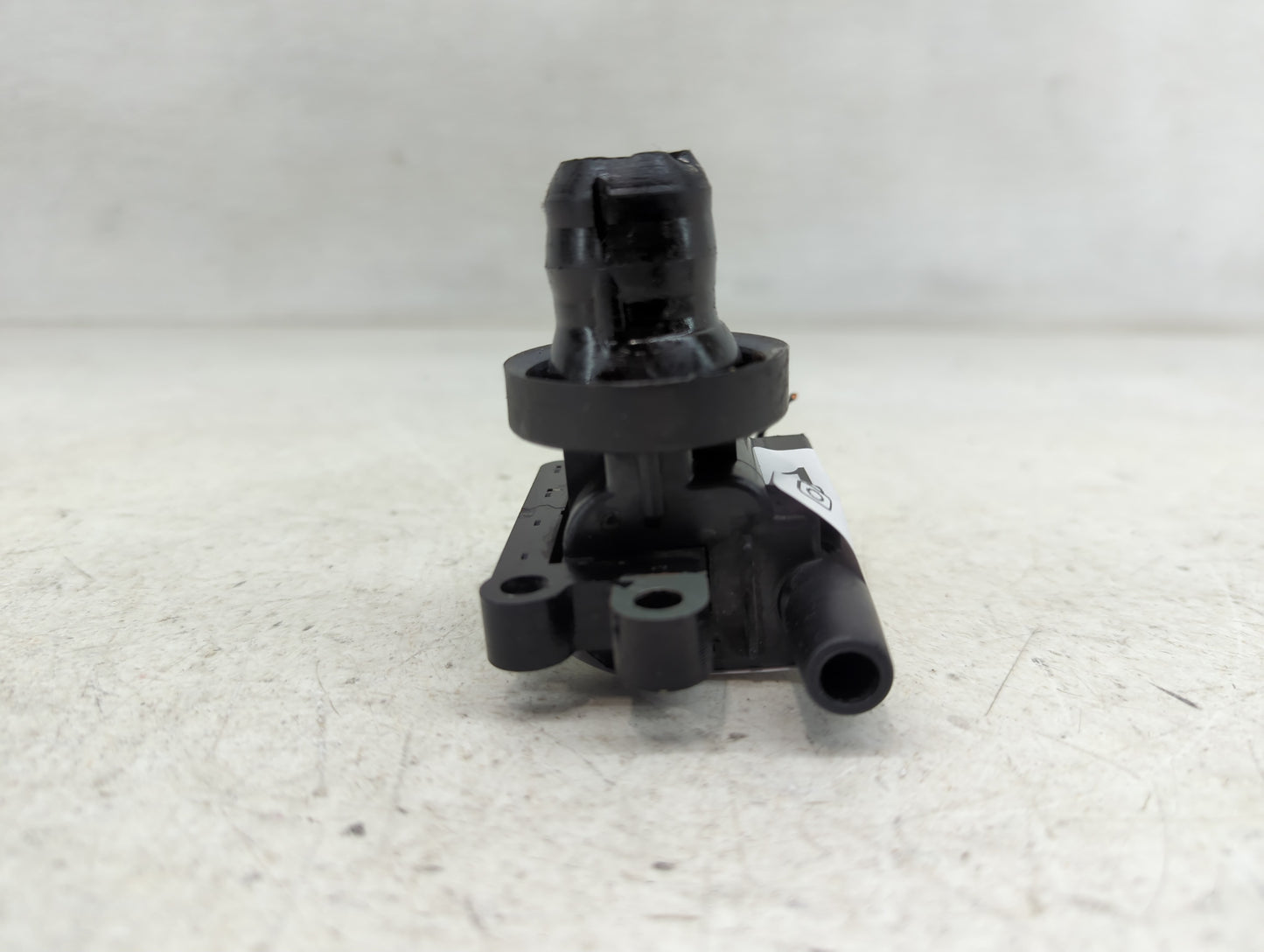2000-2005 Mitsubishi Eclipse Ignition Coil Igniter Pack - Oemusedautoparts1.com