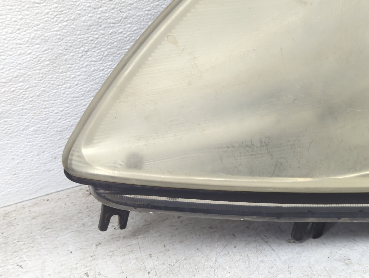 2003 Mitsubishi Eclipse Passenger Right Oem Head Light Headlight Lamp - Oemusedautoparts1.com