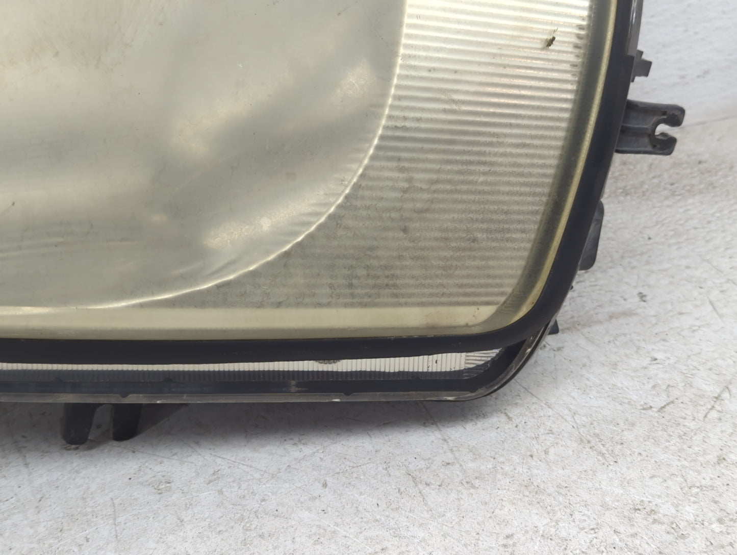 2003 Mitsubishi Eclipse Passenger Right Oem Head Light Headlight Lamp - Oemusedautoparts1.com