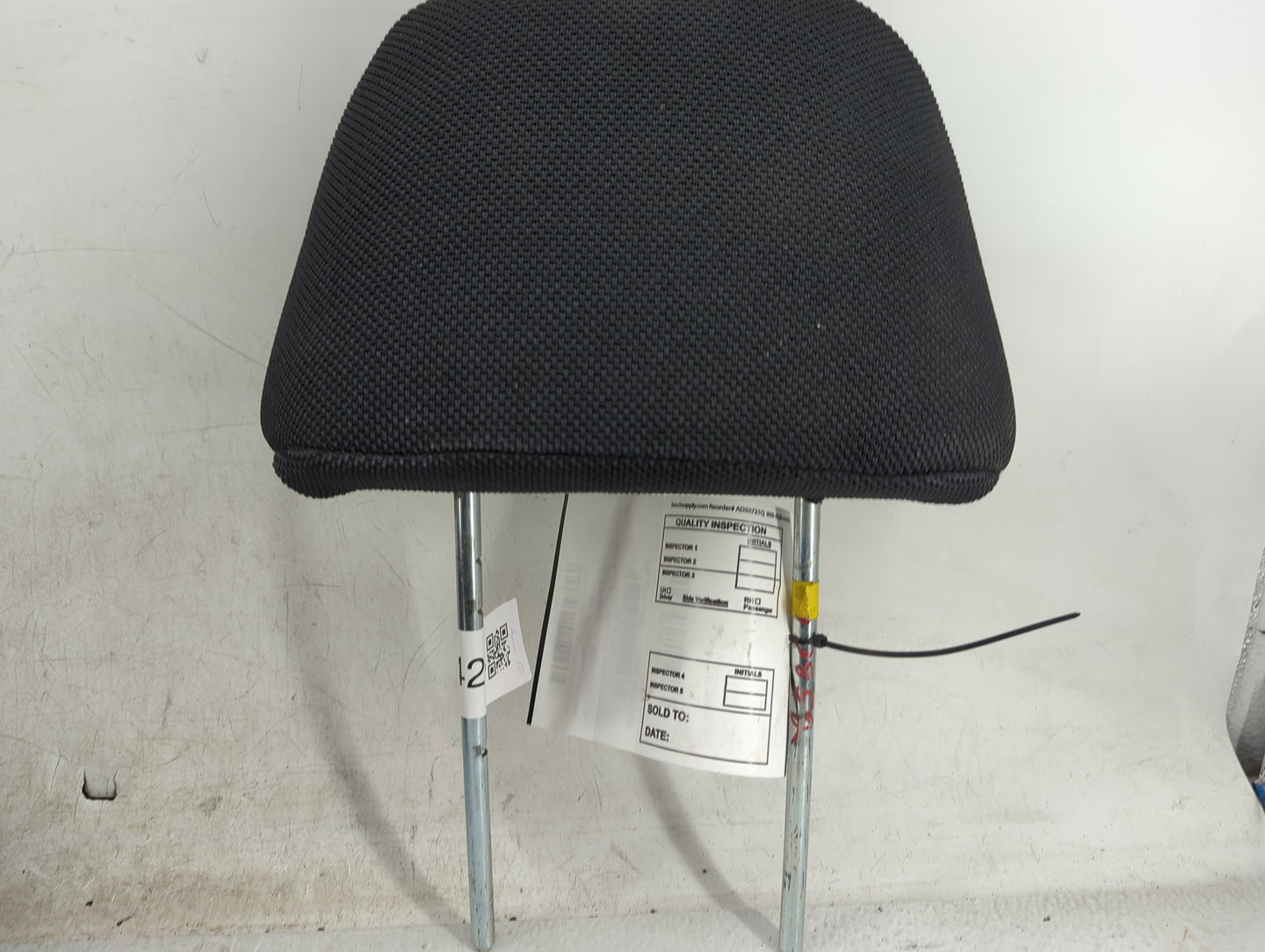 2003-2005 Mitsubishi Eclipse Headrest Head Rest Front Driver Passenger Seat Fits Fits 2003 2004 2005 OEM Used Auto Parts - O