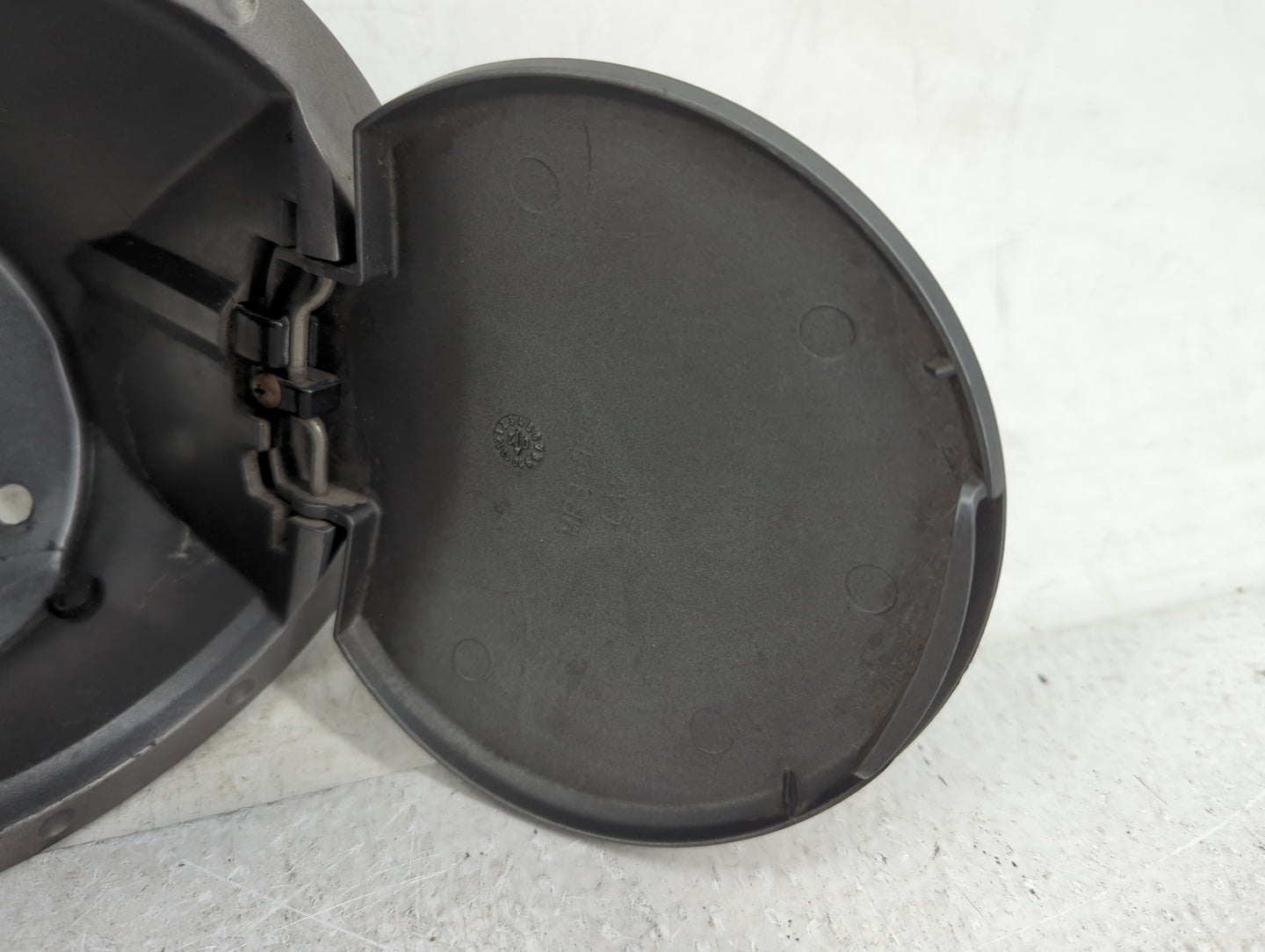 2003 Mitsubishi Eclipse Fuel Tank Door Lid Gas Tank Grey - Oemusedautoparts1.com