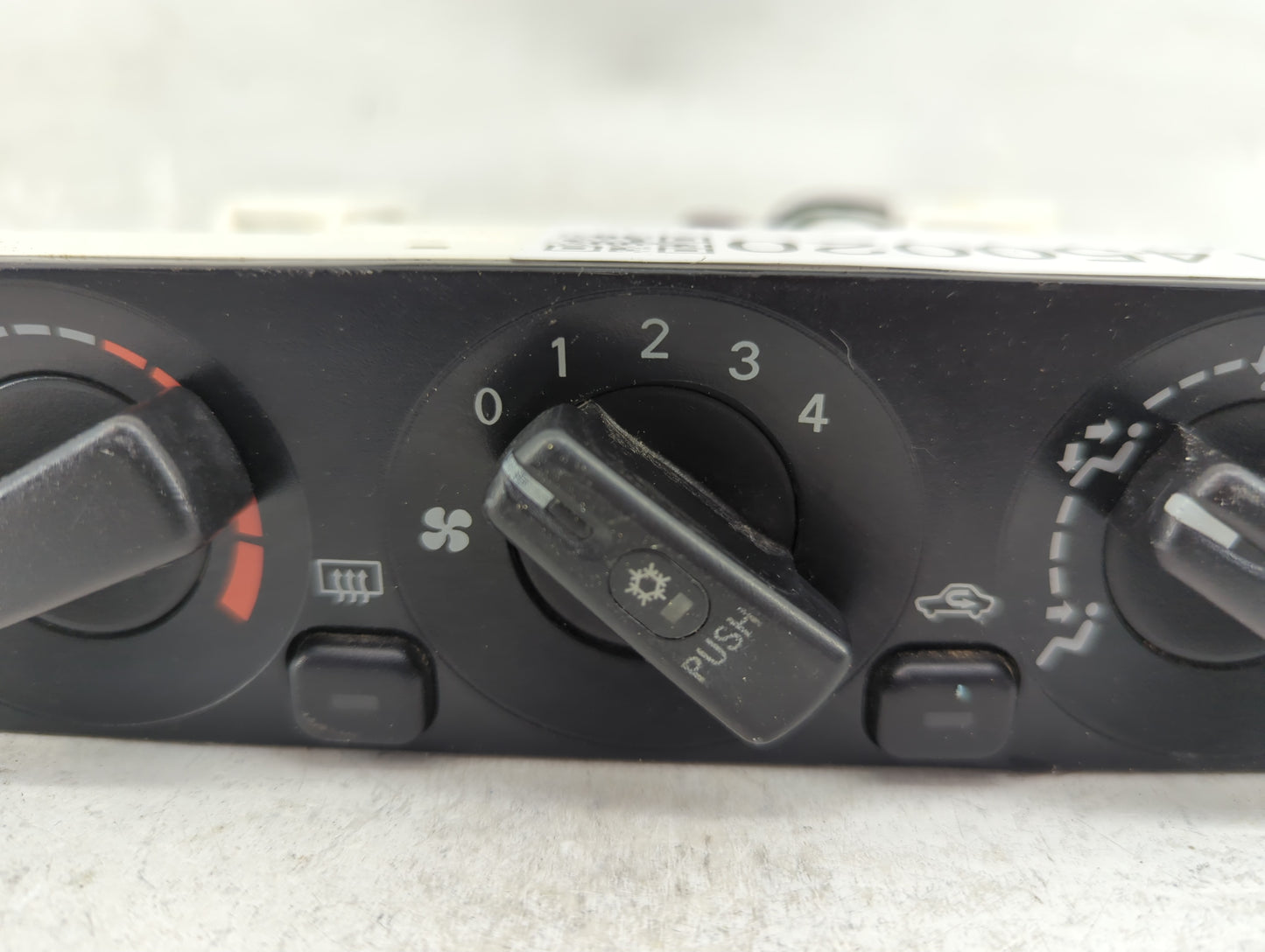 2003-2005 Mitsubishi Eclipse Climate Control Module Temperature AC/Heater Replacement P/N:MR958510 Fits Fits 2003 2004 2005 