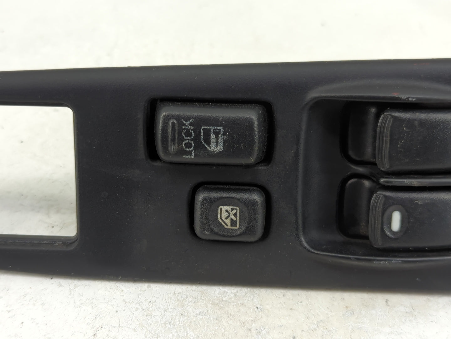 2000-2005 Mitsubishi Eclipse Master Power Window Switch Replacement Driver Side Left P/N:MR461614 Fits OEM Used Auto Parts -