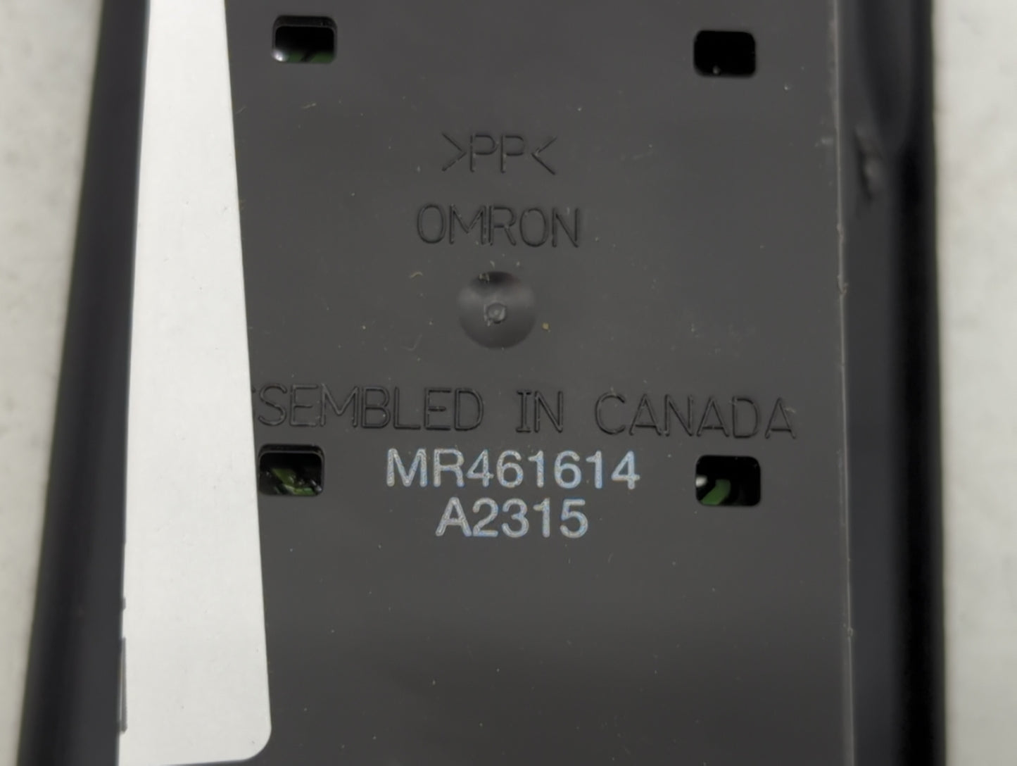 2000-2005 Mitsubishi Eclipse Master Power Window Switch Replacement Driver Side Left P/N:MR461614 Fits OEM Used Auto Parts -