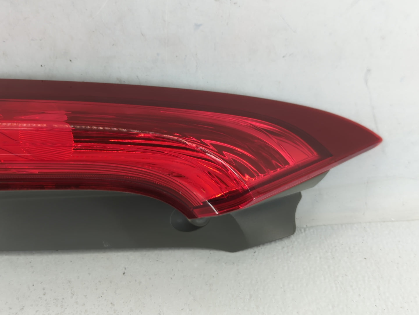 2003-2005 Mitsubishi Eclipse Tail Light Assembly Driver Left OEM P/N:UC07CX T0AAA0 Fits Fits 2003 2004 2005 OEM Used Auto Pa