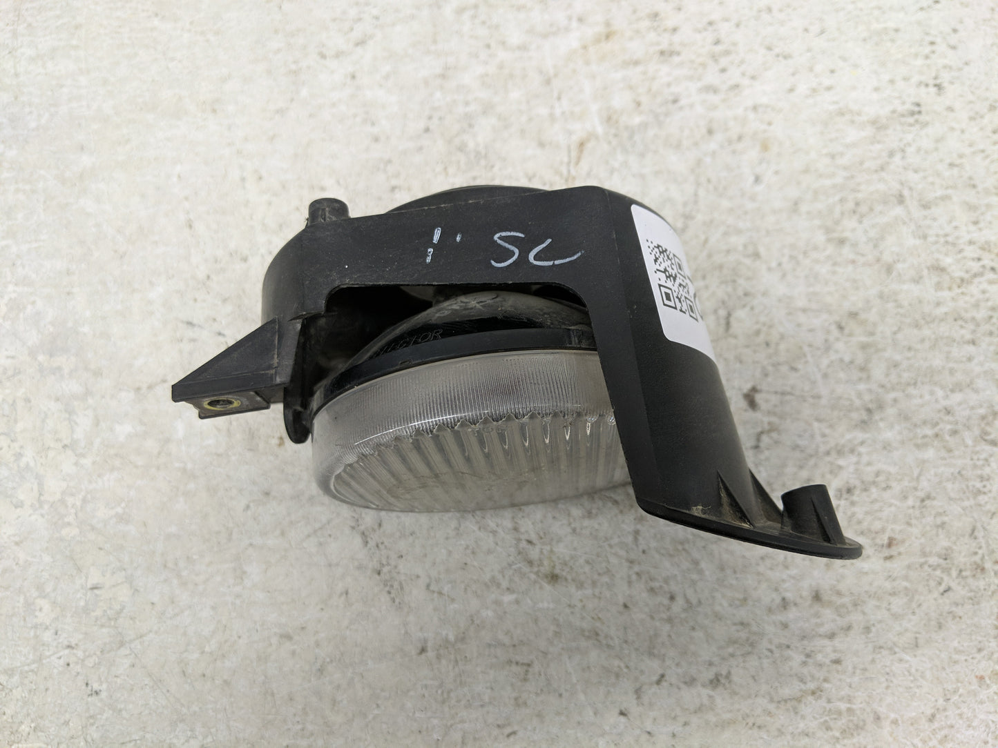 2002-2003 Mitsubishi Galant Passenger Right Oem Fog Light Lamp - Oemusedautoparts1.com