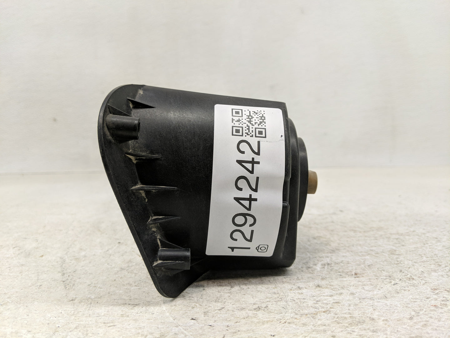 2002-2003 Mitsubishi Galant Passenger Right Oem Fog Light Lamp - Oemusedautoparts1.com