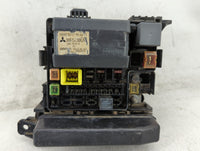 2003 Mitsubishi Galant Fusebox Fuse Box Panel Relay Module P/N:MR563000 G8C-2CSM-A Fits OEM Used Auto Parts - Oemusedautopar