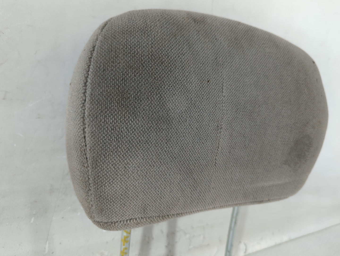2002-2003 Mitsubishi Galant Headrest Head Rest Front Driver Passenger Seat Fits Fits 2002 2003 OEM Used Auto Parts - Oemused