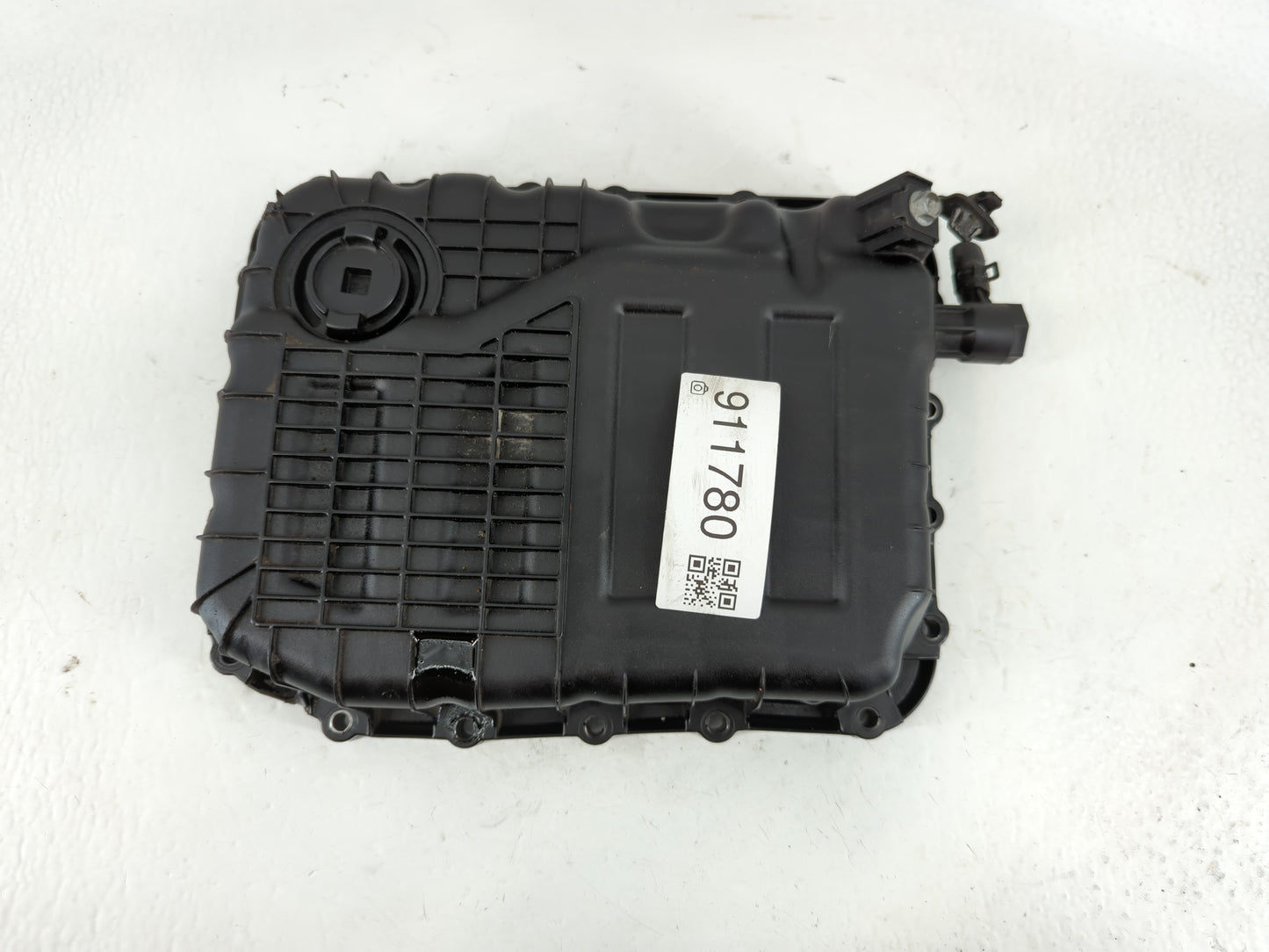 2003-2004 Mitsubishi Lancer Engine Oil Pan P/N:45280-26101 Fits Fits 2003 2004 OEM Used Auto Parts - Oemusedautoparts1.com