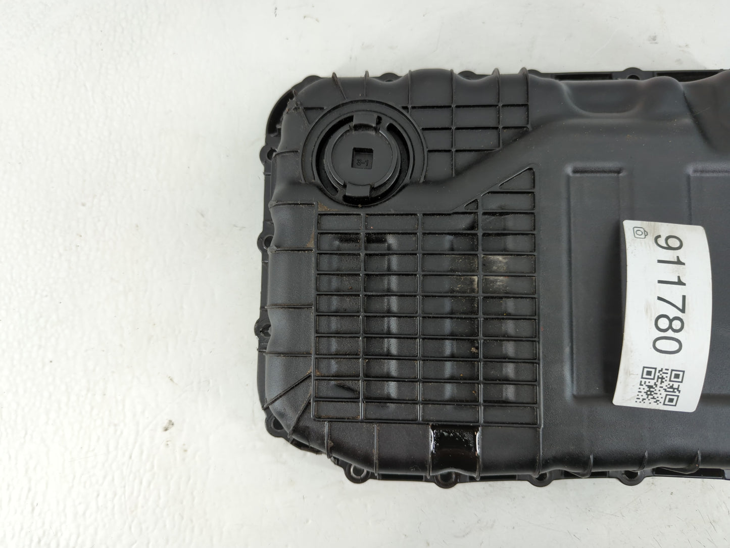 2003-2004 Mitsubishi Lancer Engine Oil Pan P/N:45280-26101 Fits Fits 2003 2004 OEM Used Auto Parts - Oemusedautoparts1.com