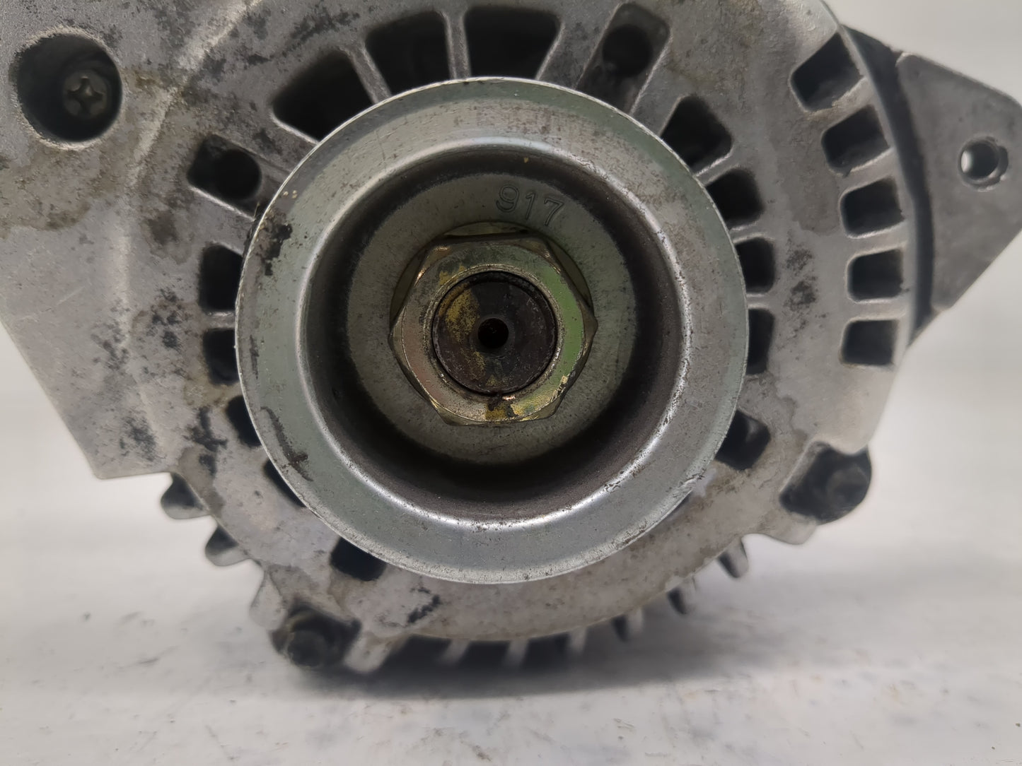 2001-2003 Mitsubishi Montero Alternator Replacement Generator Charging Assembly Engine OEM Fits Fits 2001 2002 2003 OEM Used