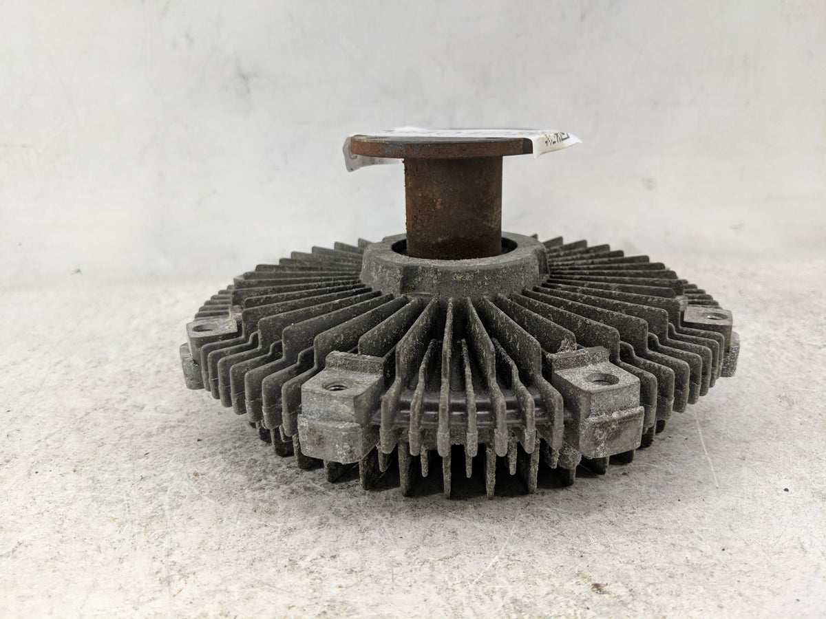 2001-2003 Mitsubishi Montero Radiator Cooling Fan Clutch - Oemusedautoparts1.com